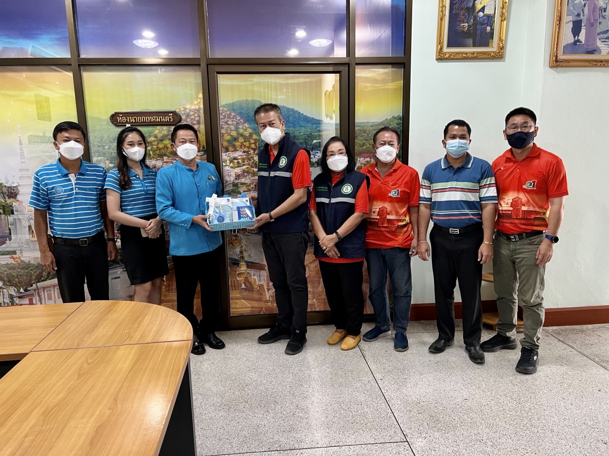 ช่วงเทศกาลปีใหม่ 2565 กปภ.สาขาตะกั่วป่า เข้าอวยพรพร้อมมอบกระเช้าของที่ระลึกตราสัญลักษณ์ กปภ. ส่วนราชการ รัฐวิสาหกิจ หน่วยงาน อปท. และสื่อมวลชน ในพื้นที่ อ.ตะกั่วป่า จ.พังงา