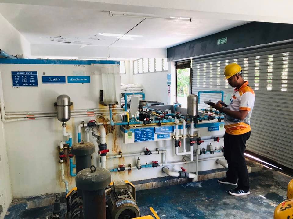กปภ.สาขากาญจนดิษฐ์ ดำเนินการบำรุงรักษาเชิงป้องกัน Preventive Maintenance (PM) ตามแผน ประจำเดือนเมษายน  2565 ตรวจเช็ค/ซ่อมบำรุง และบันทึกระบบฐานข้อมูลเครื่องจักร/อุปกรณ์ระบบผลิต