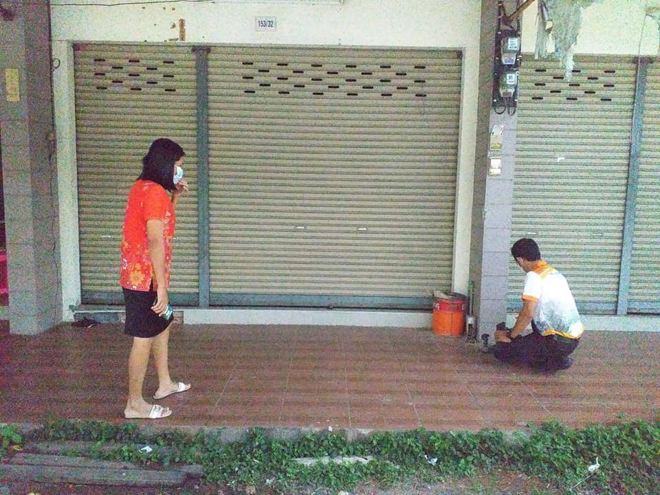 วันพฤหัสบดีที่ 21 เมษายน  2565 การประปาส่วนภูมิภาคสาขากาญจนดิษฐ์ ภายใต้การบริหารงานโดย นายสุรพงศ์  สมหวัง ผู้จัดการการประปาส่วนภูมิภาคสาขากาญจนดิษฐ์  มอบหมายหัวหน้างานจัดเก็บรายได้และหัวหน้างานผลิต  ลงพื้นตรวจสอบกรณีมาตรหาย  บริเวณพื้นที่ สามแยกคูหา  ตำบลกะแดะ  อำเภอกาญจนดิษฐ์  จังหวัดสุราษฎร์ธานี เพื่อตรวจสอบและสอบถามผู้ใช้น้ำบ้านใกล้เคียงและผู้ที่เกี่ยวข้องต่อไป