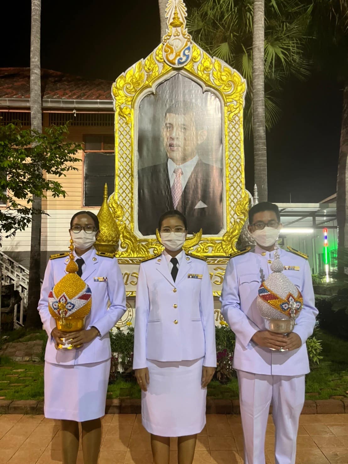 กปภ.สาขาบางปะกง ร่วมพิธีถวายเครื่องราชสักการะและวางพานพุ่ม และพิธีจุดเทียนถวายพระพรชัยมงคล เฉลิมพระเกียรติพระบาทสมเด็จพระเจ้าอยู่หัว  เนื่องในโอกาสมหามงคลเฉลิมพระชนมพรรษา 28 กรกฎาคม 2565