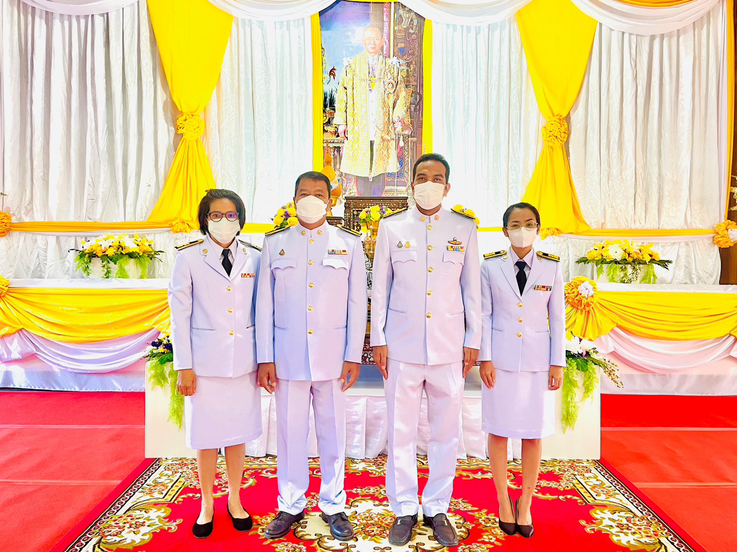 กปภ.สาขาท่ามะกา เข้าร่วมพิธีทำบุญตักบาตรถวายเป็นพระราชกุศล เนื่องในวันคล้ายวันสวรรคต ในหลวง ร. 9  13 ตุลาคม 2565