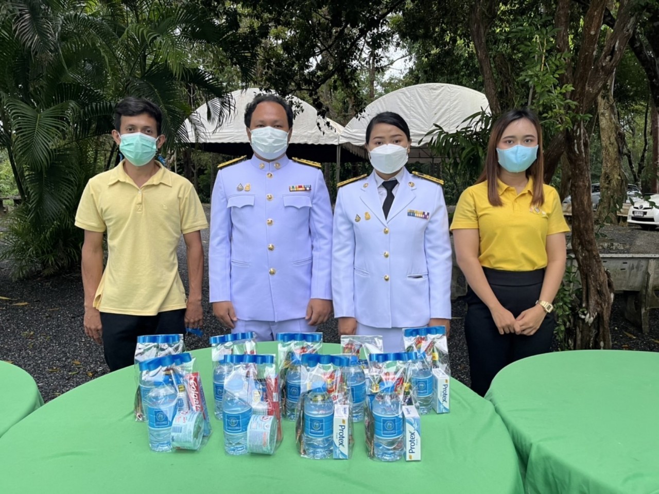 การประปาส่วนภูมิภาคสาขาขนอม เข้าร่วมพิธีทำบุญตักบาตร เนื่องในวันคล้ายพระบรมราชสมภพพระบาทสมเด็จพระบรมชนกาธิเบศร มหาภูมิพลอดุลยเดชมหาราช บรมนาถบพิตร ในวันจันทร์ที่ 5 ธันวาคม 2565