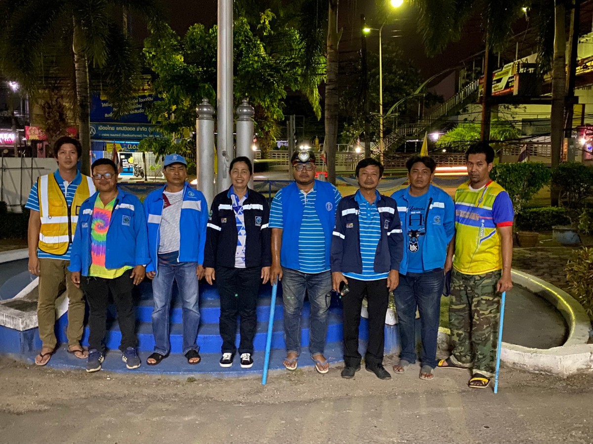 กปภ.สาขากระบี่ ดำเนินงานตามแผนบริหารจัดการน้ำสูญเสียเชิงรุก เดินหน้าลงพื้นที่ บริเวณถนนคงคง ถนนอุตรกิจ ถนนมหาราช ตำบลปากน้ำ อำเภอเมืองกระบี่  จังหวัดกระบี่ เดินเท้าหาท่อแตกรั่ว พร้อมซ่อมปิดจุด เพื่อลดการเกิดน้ำสูญเสีย