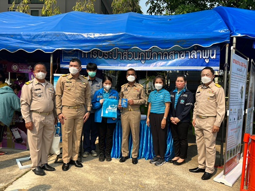 วันที่ 20 กุมภาพันธ์ 2566 การประปาส่วนภูมิภาคสาขาลำพูน โดยนายพรพจน์ ฑีฆายุ ผู้จัดการ กปภ.สาขาลำพูน มอบหมายให้หัวหน้างานผลิต , หัวหน้างานอำนวยการ  พร้อมพนักงาน เข้าร่วมกิจกรรม โครงการ บำบัดทุกข์ บำรุงสุข จังหวัดเคลื่อนที่ ประจำเดือน กุมภาพันธ์ 2566 ณ อำเภอบ้านธิ จ.ลำพูน โดยมีนายสันติธร ยิ้มละมัย ผู้ว่าราชการจังหวัดลำพูน เป็นประธานในพิธิ ทั้งนี้ กปภ.สาขาลำพูน ได้นำน้ำดื่มบรรจุขวดตราสัญลักษณ์ , สมุดที่ระลึก เข้าร่วมกิจกรรม พร้อมทั้งประชาสัมพันธ์ข่าวสารเกี่ยวกับน้ำประปา