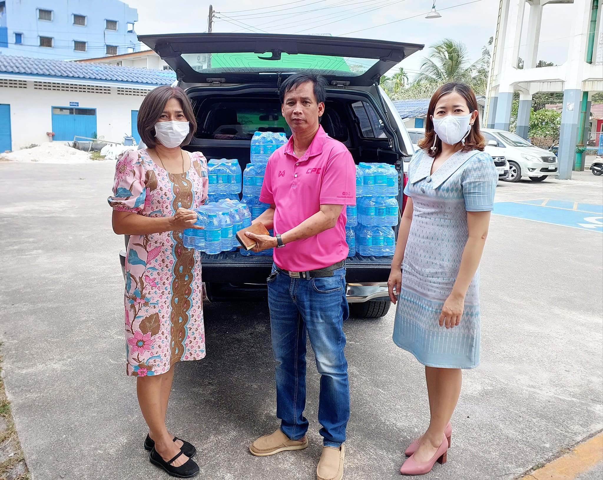 กปภ.สาขาระนอง ร่วมสนับสนุนน้ำดื่ม งานวันสหกรณ์แห่งชาติ ประจำปี 2566 จังหวัดระนอง
