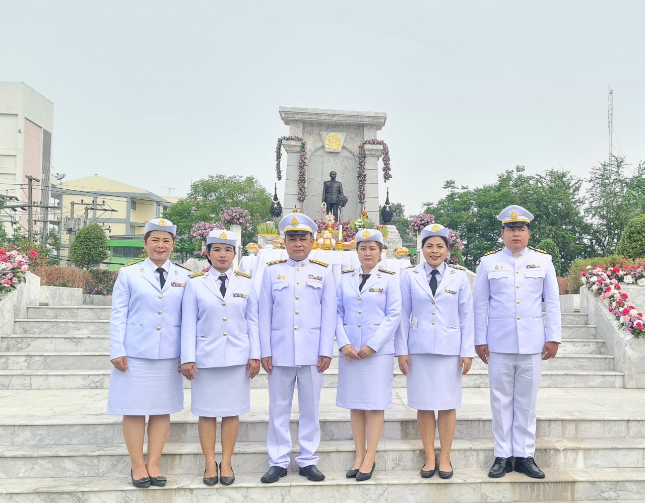 กปภ.สาขาธัญบุรี ร่วมพิธีบวงสรวงและบำเพ็ญพระราชกุศลแด่พระบาทสมเด็จพระจุลจอมเกล้าเจ้าอยู่หัว เนื่องในวันคล้ายวันสถาปนาเมืองธัญญบูรี 121 ปี