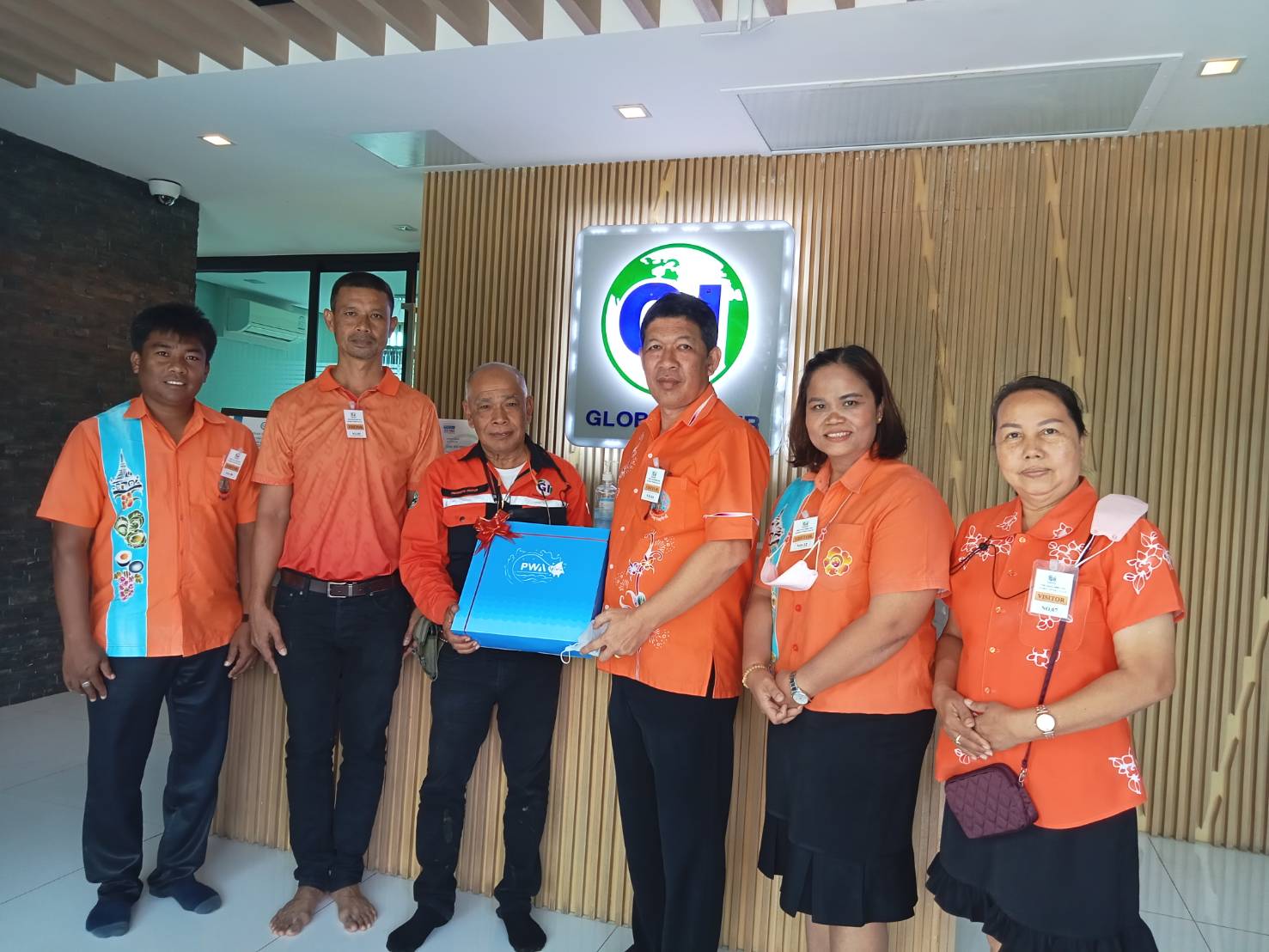 การประปาส่วนภูมิภาคสาขากาญจนดิษฐ์ ลงพื้นที่พบผู้ใช้น้ำรายใหญ่ ภายใต้กิจกรรมมุ่งมั่นเพื่อปวงชน เติมใจให้กันประจำปี 2565 ณ บริษัท โกลบอล อินเตอร์ จำกัด อำเภอดอนสัก จังหวัดสุราษฎร์ธานี