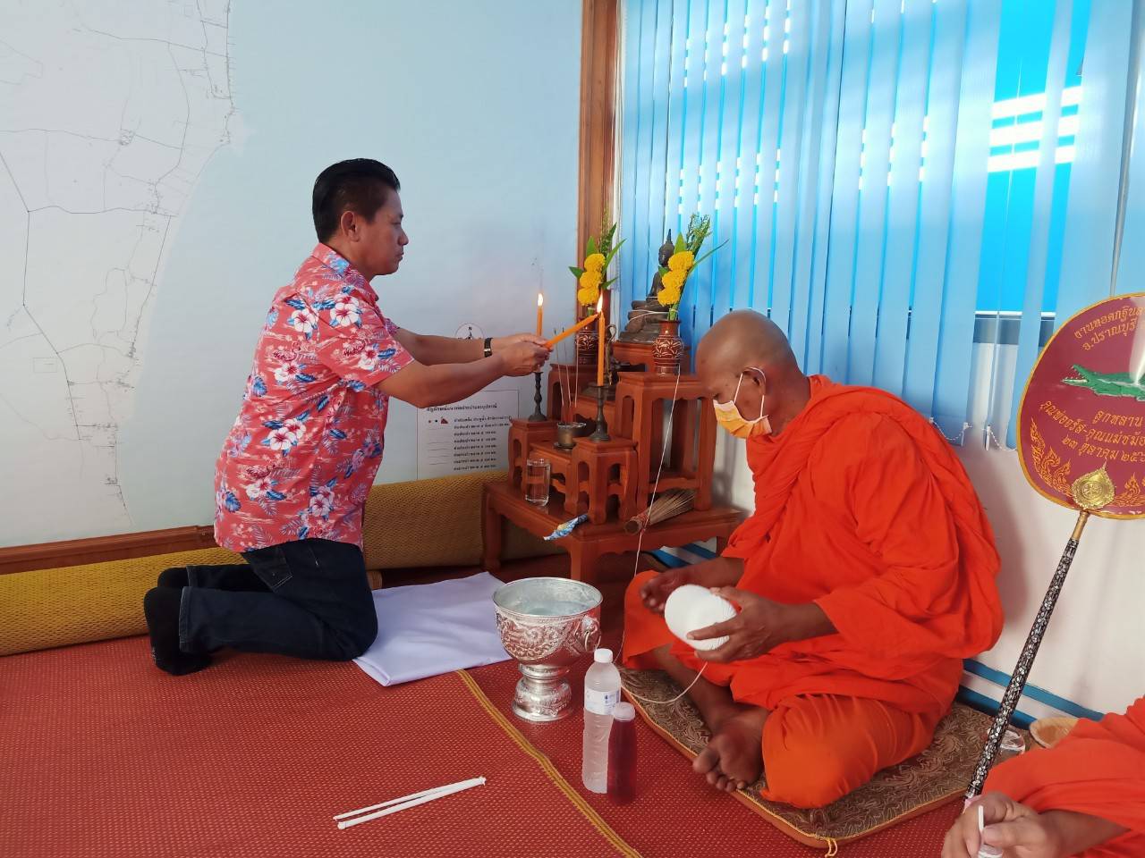 การประปาส่วนภูมิภาคสาขาปราณบุรี จัดกิจกรรมทำบุญสำนักงาน เนื่องจากช่วงเทศกาลปีใหม่ไทย เพื่อความเป็นสิริมงคล และสร้างขวัญกำลังใจให้กับพนักงาน