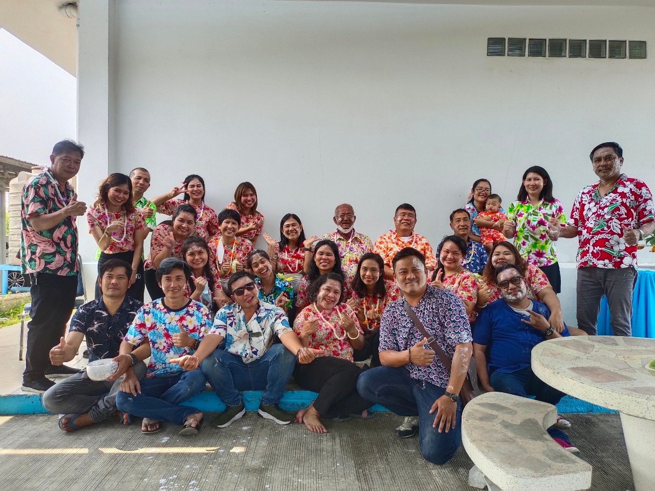 กปภ.สาขาอ้อมน้อย จัดกิจกรรมประเพณีวันสงกรานต์ เย็นฉ่ำรื่นใจ ประจำปี 2566