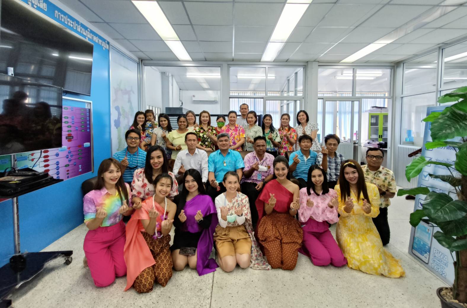 กปภ.สาขาภูเก็ต จัดกิจกรรมสรงน้ำพระ พร้อมรดน้ำดำหัวผู้ใหญ่ สืบสานประเพณีวันสงกรานต์ ปี 2566