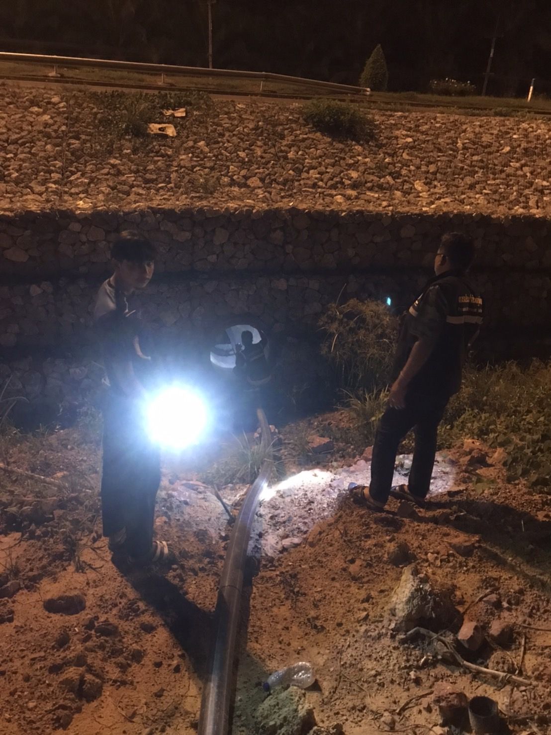 กปภ.สาขาบ้านตาขุน ลงพื้นที่ทำStep Test และหาท่อแตกรั่ว ในในพื้นที่อำเภอพนม-อำเภอบ้านตาขุน จังหวัดสุราษฎร์ธานี