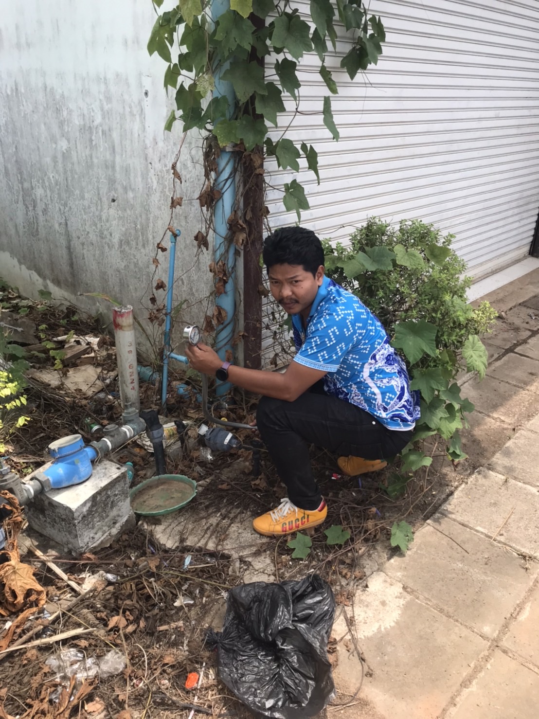 กปภ.สาขาบ้านตาขุน ตรวจวัดแรงดันน้ำ ณ บริเวณอำเภอพนม และแม่ข่ายตาขุน อำเภอบ้านตาขุน จังหวัดสุราษฎร์ธานี