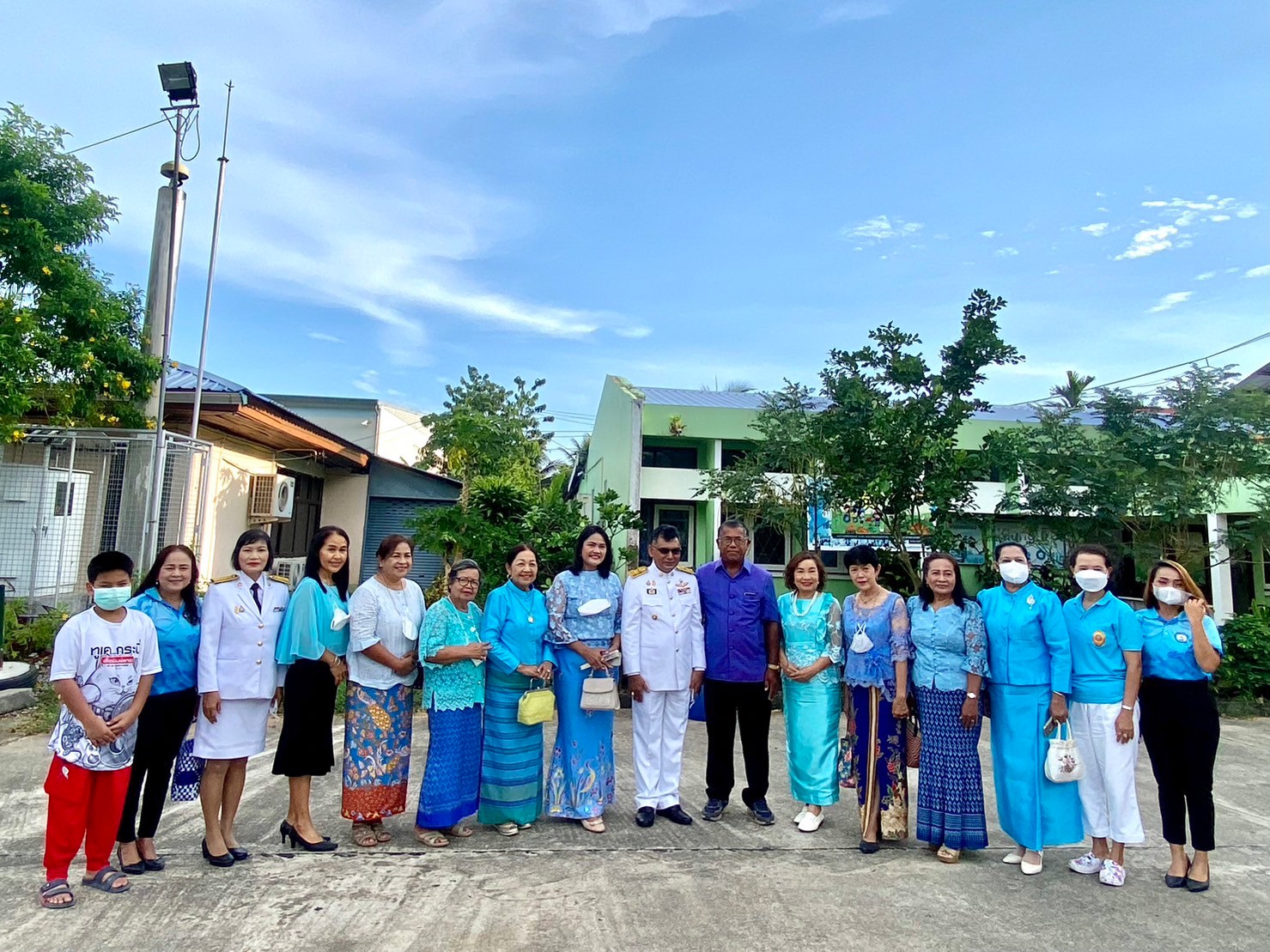 กปภ.สาขาคลองท่อมเข้าร่วมพิธีทำบุญตักบาตรถวายเป็นพระราชกุศล ในโอกาสเฉลิมฉลองวาระครบรอบ 100 ปี วันประสูติ สมเด็จพระเจ้าพี่นางเธอ เจ้าฟ้ากัลยาณิวัฒนา กรมหลวงนราธิวาสราชนครินทร์