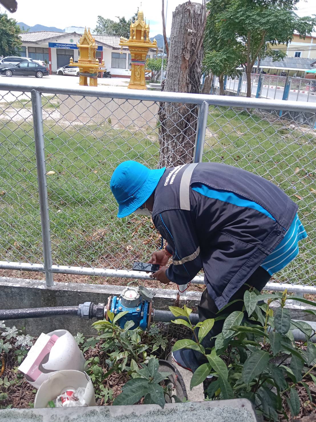 กปภ.สาขาบ้านตาขุน ลงพื้นที่สุ่มมาตรวัดน้ำของลูกค้า ตรวจสอบมาตรและรายงานมาตร 0 หน่วย