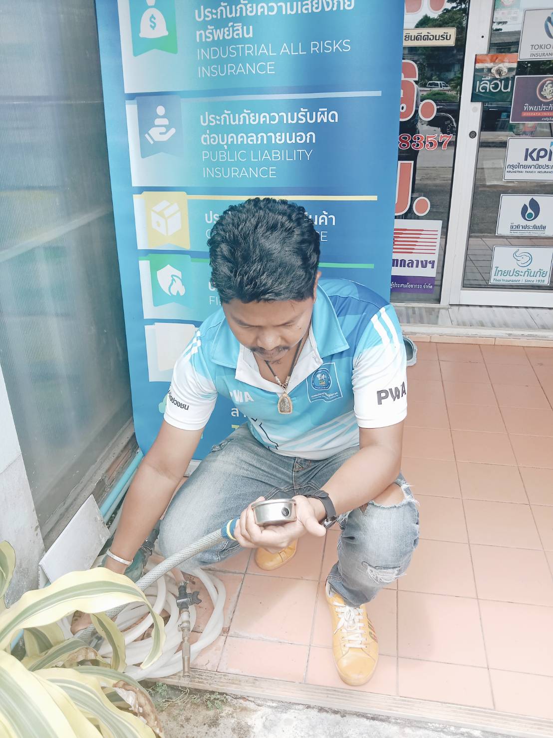 กปภ.สาขาบ้านตาขุน ตรวจวัดแรงดันน้ำ ณ บริเวณอำเภอพนม และแม่ข่ายตาขุน อำเภอบ้านตาขุน จังหวัดสุราษฎร์ธานี