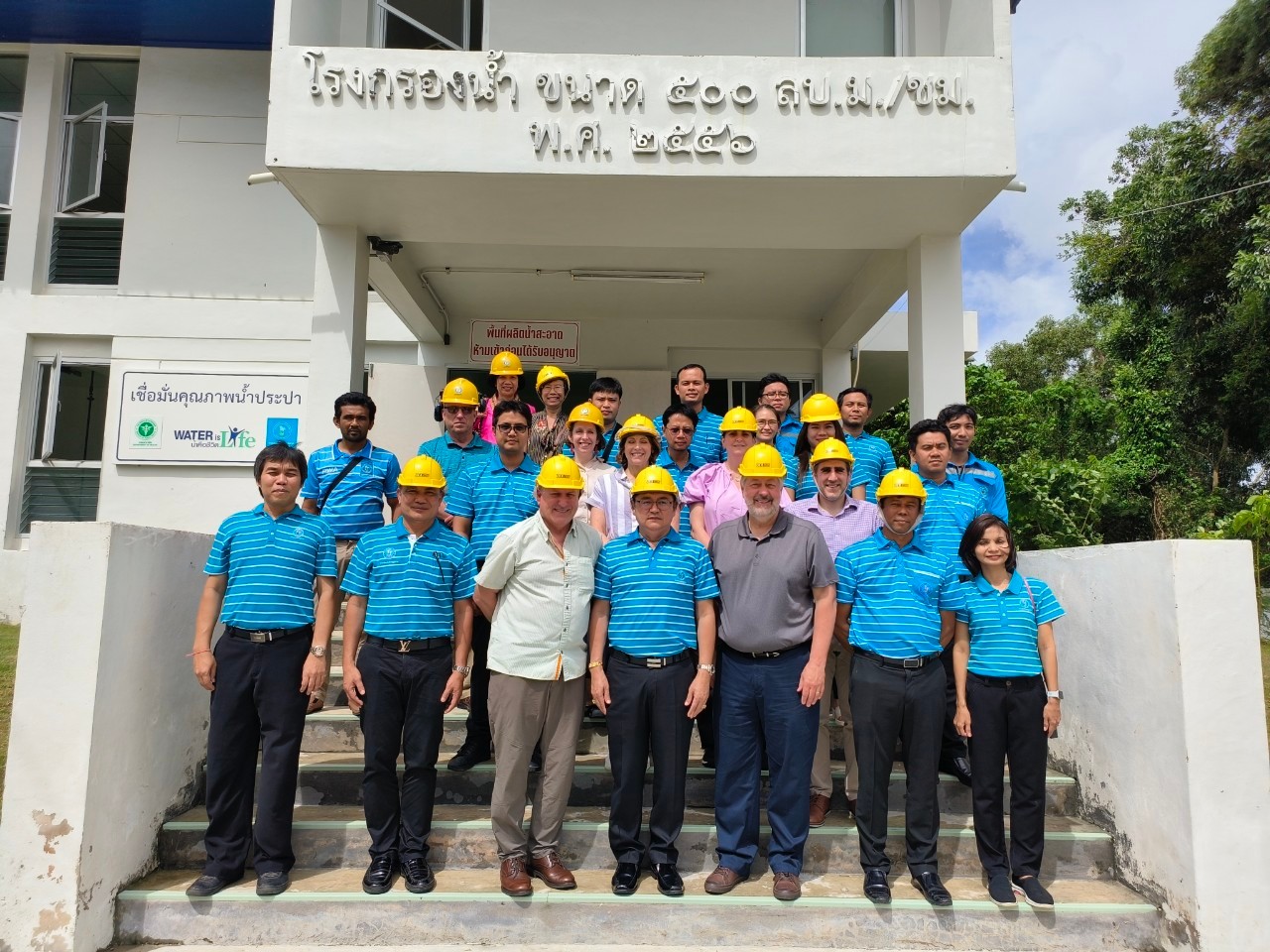 นายประทีป กุศลวัฒนะ ผู้อำนวยการการประปาส่วนภูมิภาคเขต 4 ร่วมต้อนรับ คณะศึกษาดูงานจาก Milwaukee Water Works ณ การประปาส่วนภูมิภาคสาขาภูเก็ต