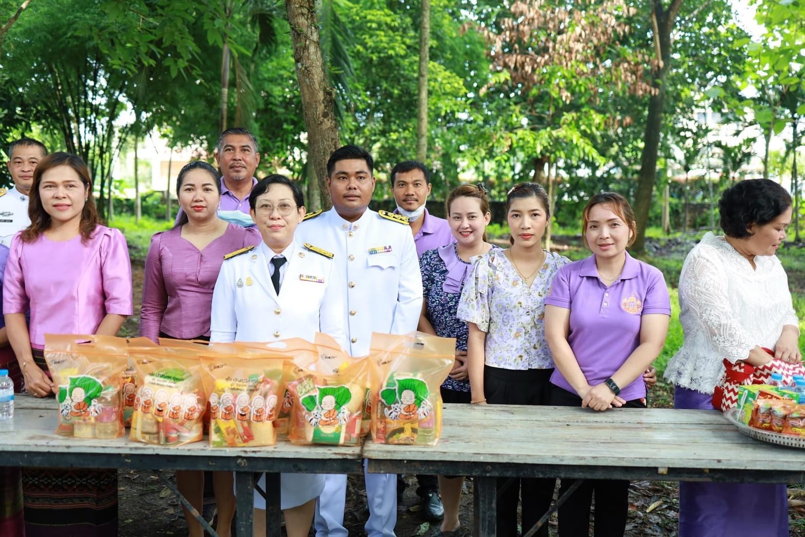 การประปาส่วนภูมิภาคสาขาอ่าวลึก ร่วมพิธีตักบาตร กิจกรรมเฉลิมพระเกียรติสมเด็จพระนางเจ้าฯ พระบรมราชินี เนื่องในโอกาสวันเฉลิมพระชนมพรรษา 3 มิถุนายน 2566