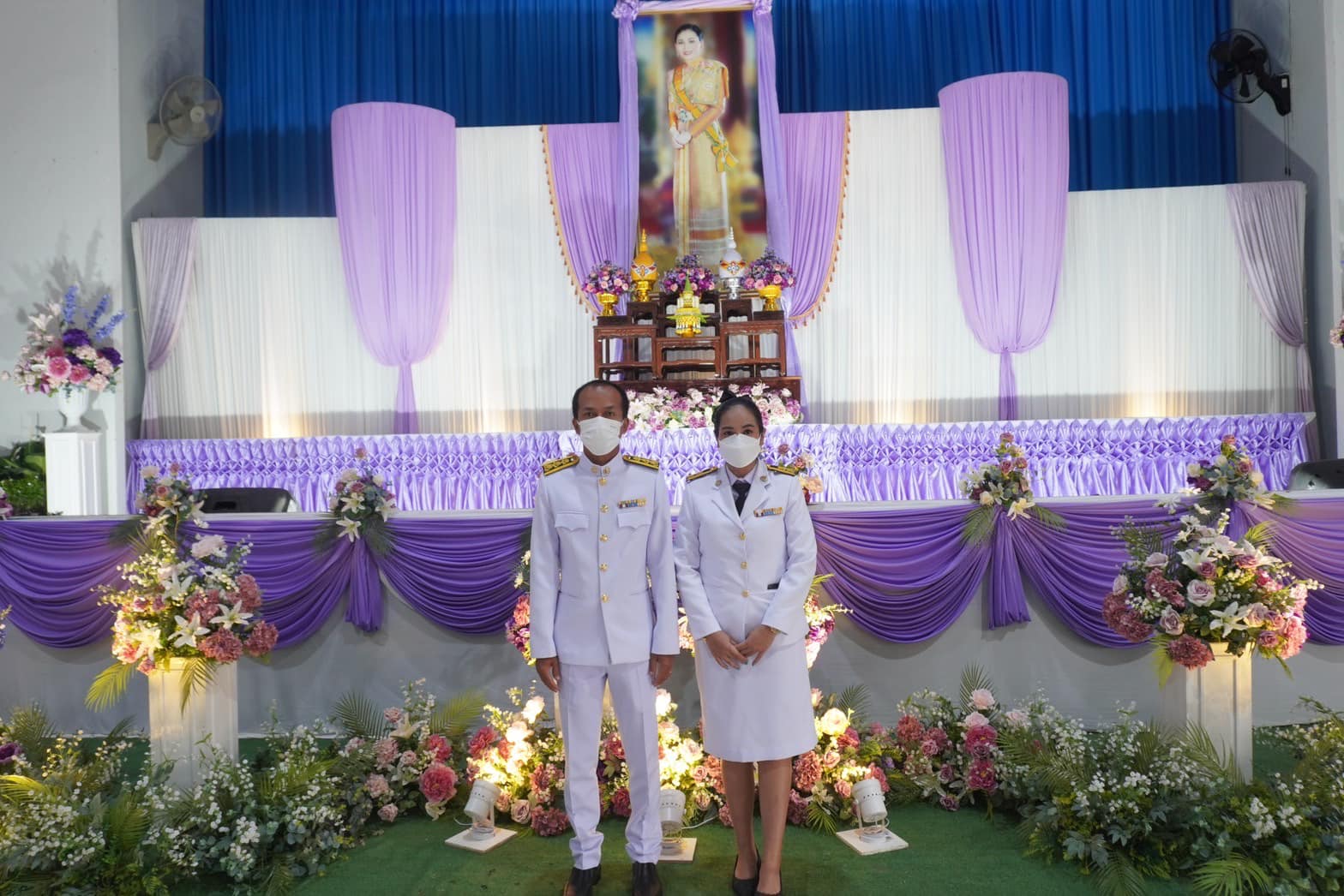 ร่วมพิธีทำบุญตักบาตร ถวายเป็นพระราชกุศลเนื่องในโอกาสวันเฉลิมพระชนมพรรษาสมเด็จพระนางเจ้าฯพระบรมราชินี ๓มิ.ย. ๖๖