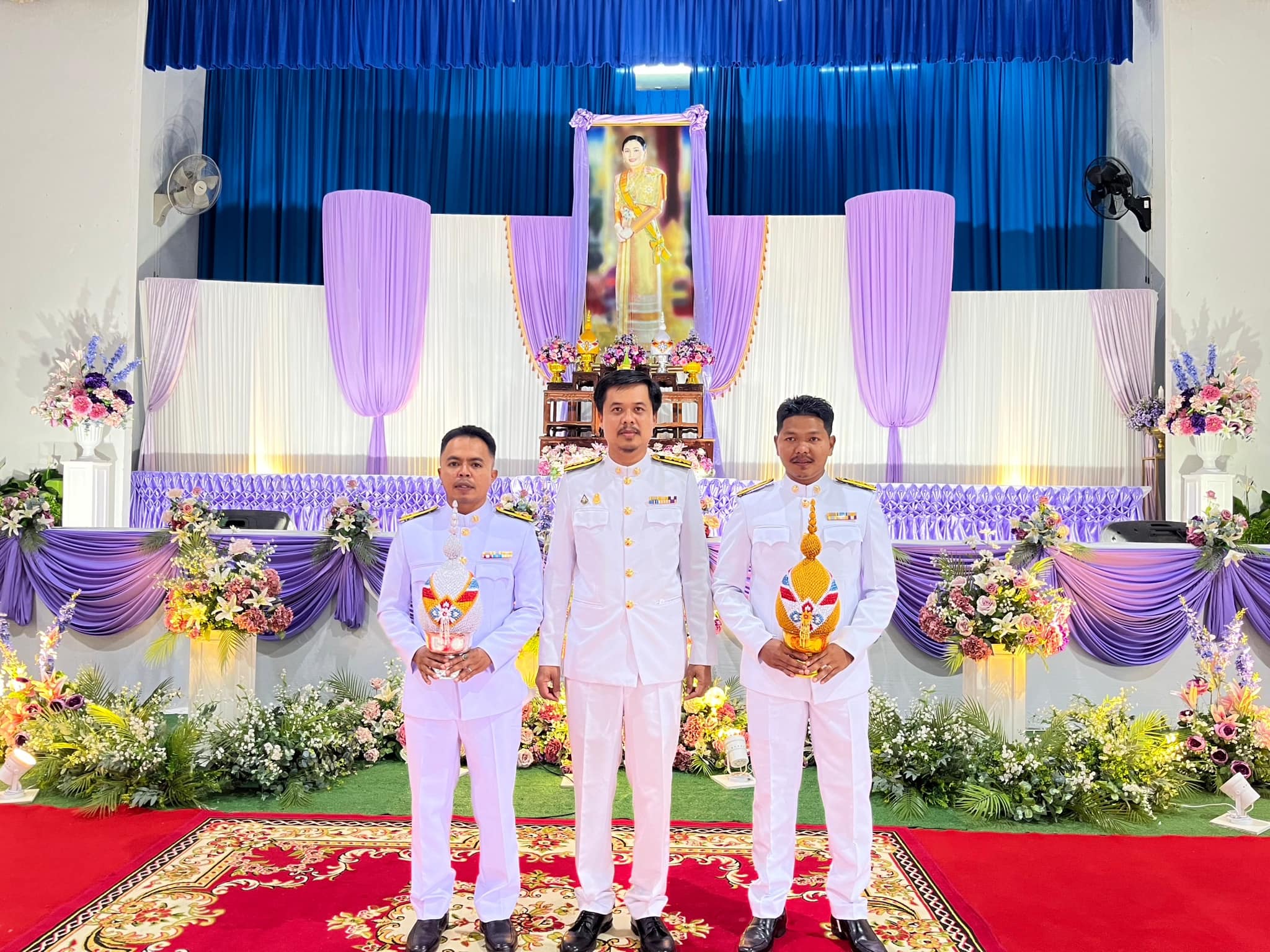 ร่วมพิธีถวายเครื่องราชสักการะและวางพานพุ่ม และพิธีจุดเทียนถวายพระพรชัยมงคล เนื่องในโอกาสวันเฉลิมพระชนมพรรษา สมเด็จพระนางเจ้าฯ พระบรมราชินี ๓ มิ.ย. ๖๖