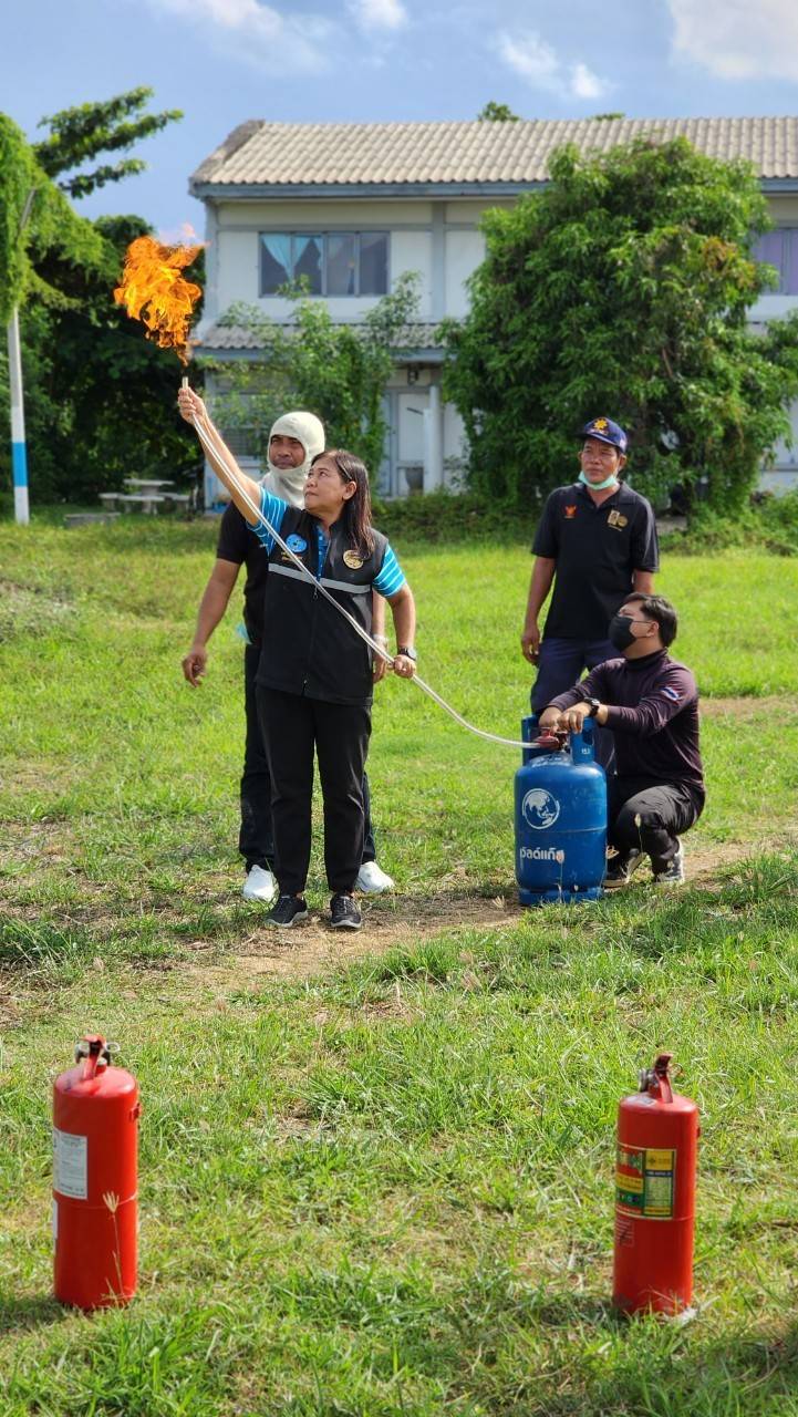 กปภ.สาขาอ้อมน้อย ฝึกซ้อมดับเพลิงและฝึกซ้อมอพยพหนีไฟ ประจำปี 2566