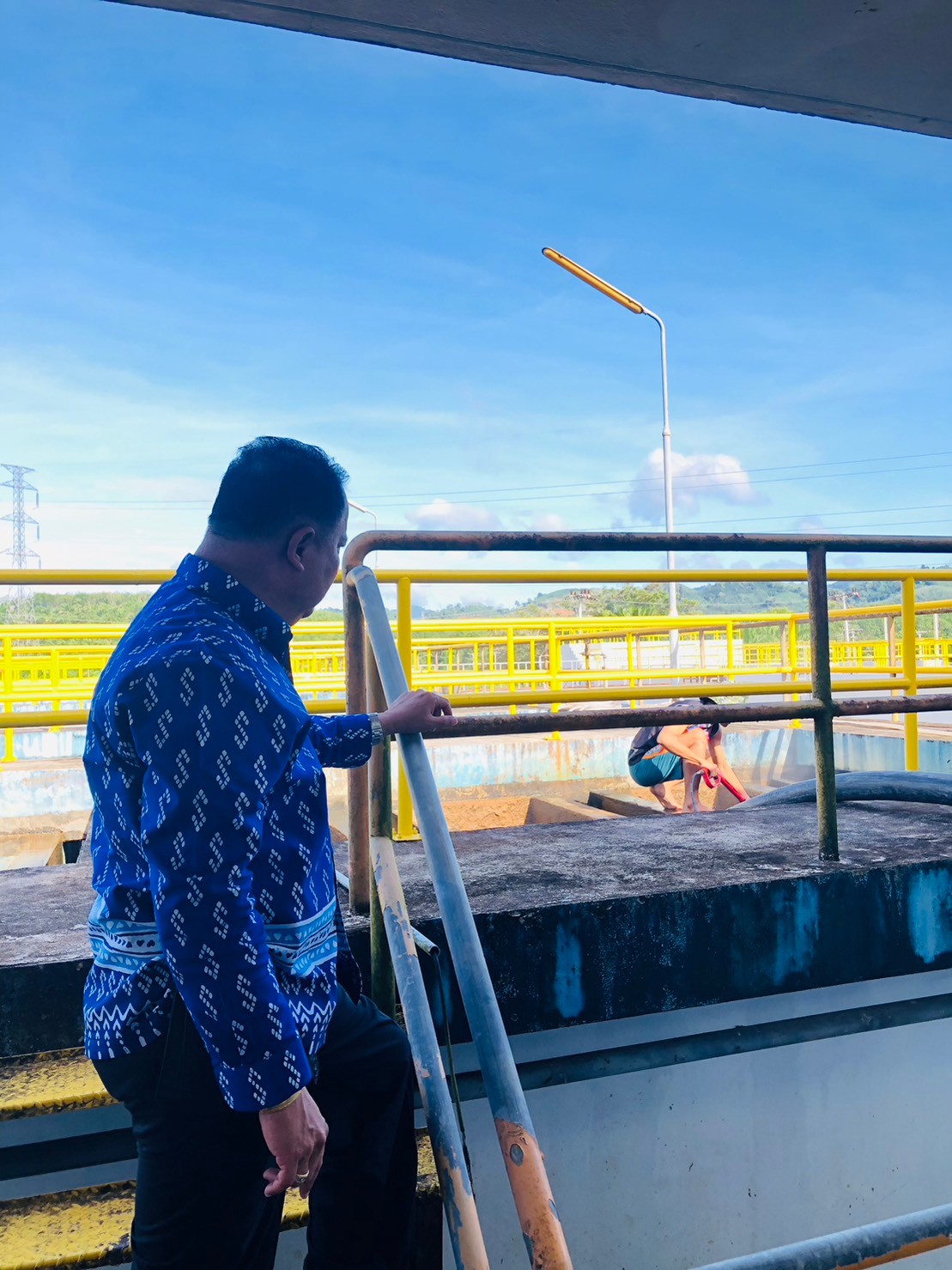 กปภ.สาขาพังงา ดำเนินการล้างถังตกตะกอนโรงกรองน้ำขนาด 300 ลบ.ม./ชม. สถานีผลิตน้ำโรงกรองน้ำขุมเหมืองพังงา