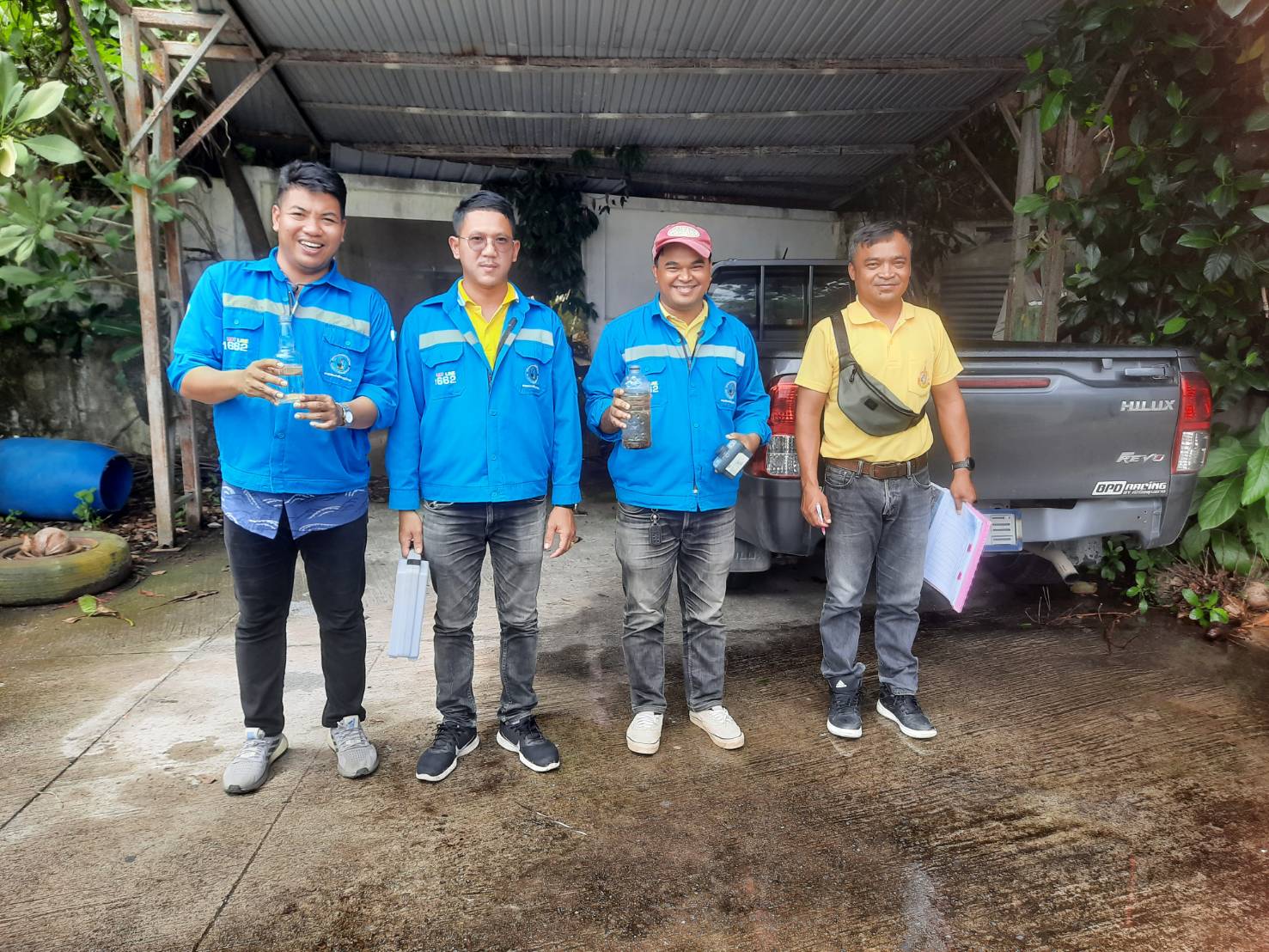 กปภ.สาขาภูเก็ต ร่วมกับ บริษัท เอเชีย อินฟราสตรักเชอร์ แมเนจเม้นท์ (ประเทศไทย) จำกัด (โครงการจัดการลดน้ำสูญเสีย) ดำเนินการวัดแรงดันน้ำประปา ระบายตะกอน และตรวจสอบคุณภาพน้ำ ในพื้นที่ บริเวณหมู่บ้านศรีสุชาติแกรนด์วิว 2 ถนนประชาสามัคคี (DMA 17)