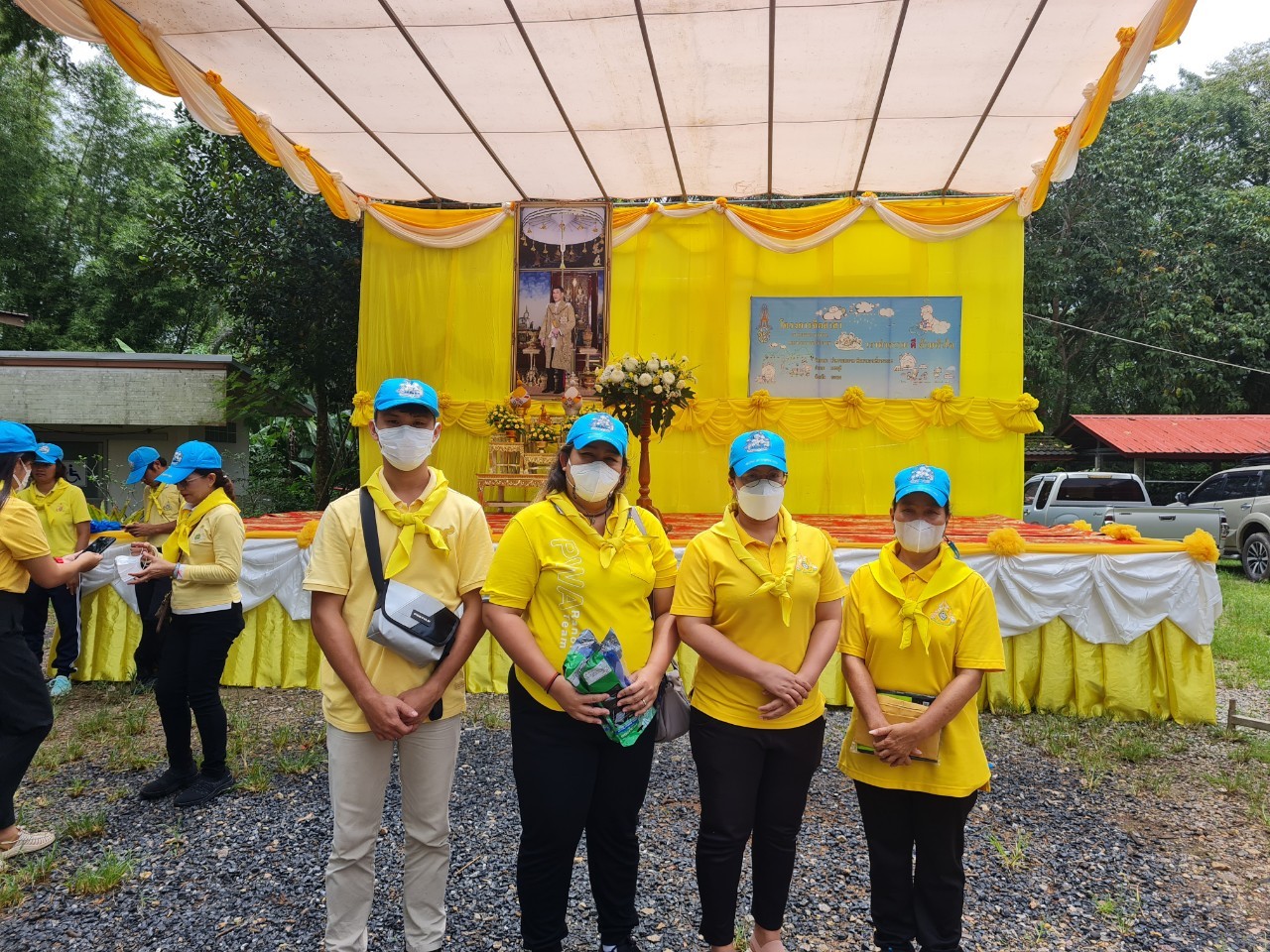 กปภ.สาขาระนอง ร่วมกิจกรรมจิตอาสาพัฒนา เนื่องในวันคล้ายวันพระเฉลิมพระชนมพรรษา พระบาทสมเด็จพระปรเมนทรรามาธิบดีศรีสินทรมหาวชิราลงกรณ พระวชิรเกล้าเจ้าอยู่หัว