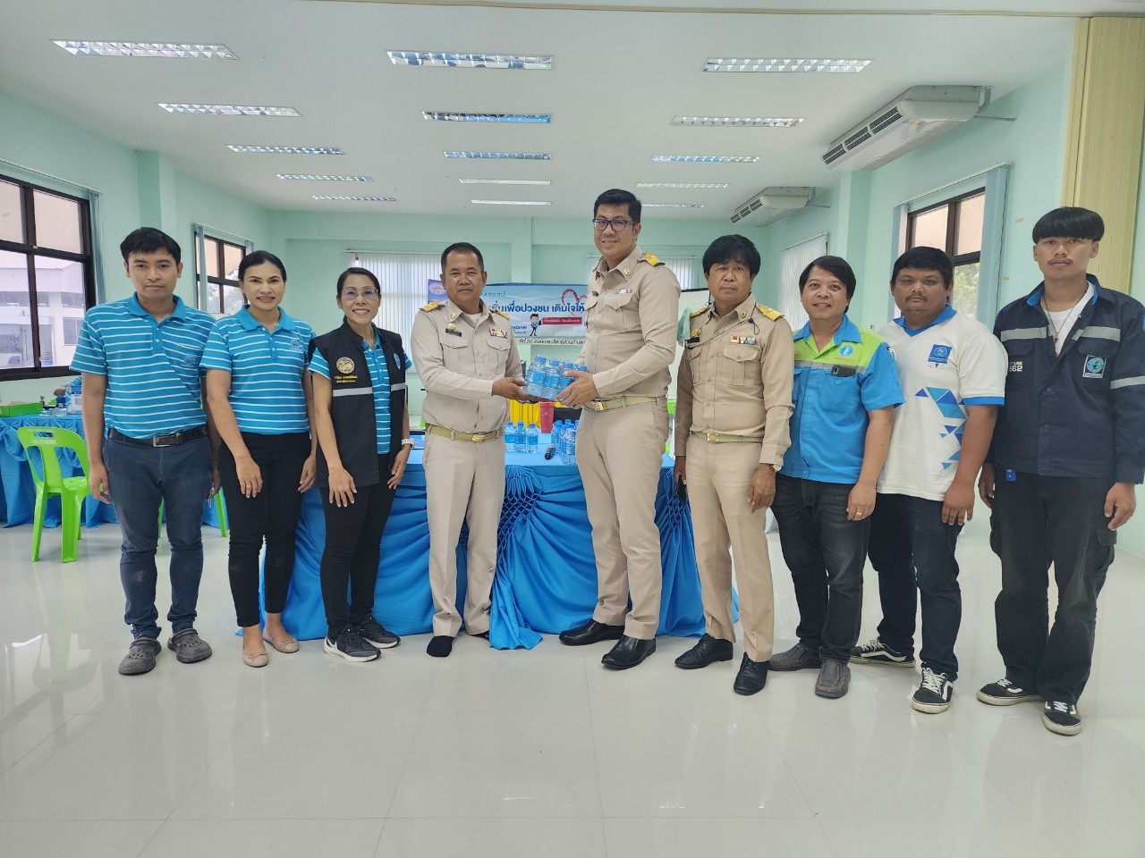 กปภ.สาขาราชบุรี  "พร้อมลุยเป็นทีม..ทำงานเชิงรุกเพิ่มลูกค้าใหม่  ในโครงการมุ่งมั่นเพื่อปวงชนเติมใจให้กัน