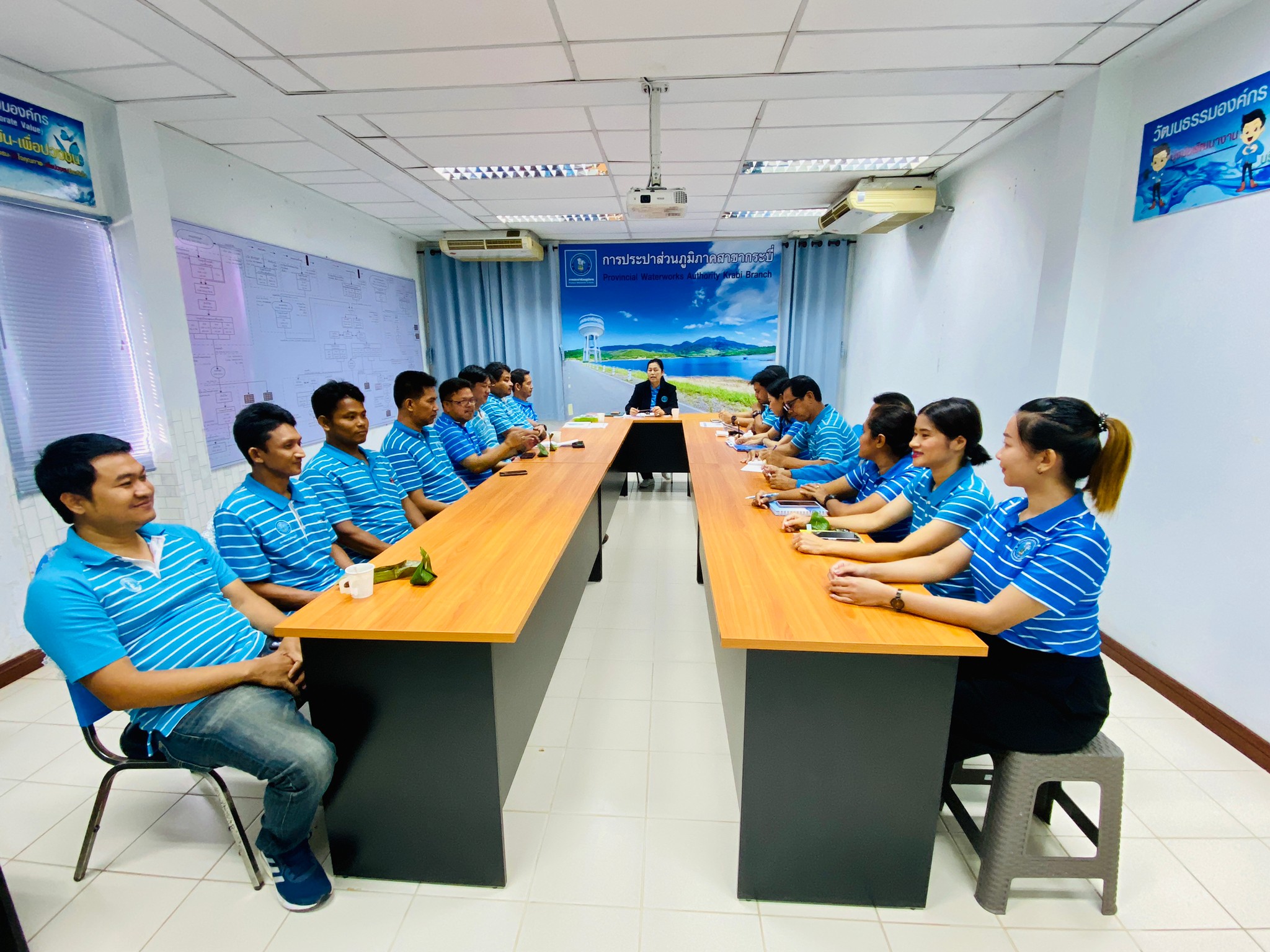 การประปาส่วนภูมิภาคสาขากระบี่ จัดกิจกรรมสนทนายามเช้า (MORNING TALK) ครั้งที่ 1 ประจำปี 2567 พร้อมประชุมติดตามแผนการดำเนินงานศูนย์ราชการสะดวก (Government Easy Contact Center:GECC ) ประจำปี 2567