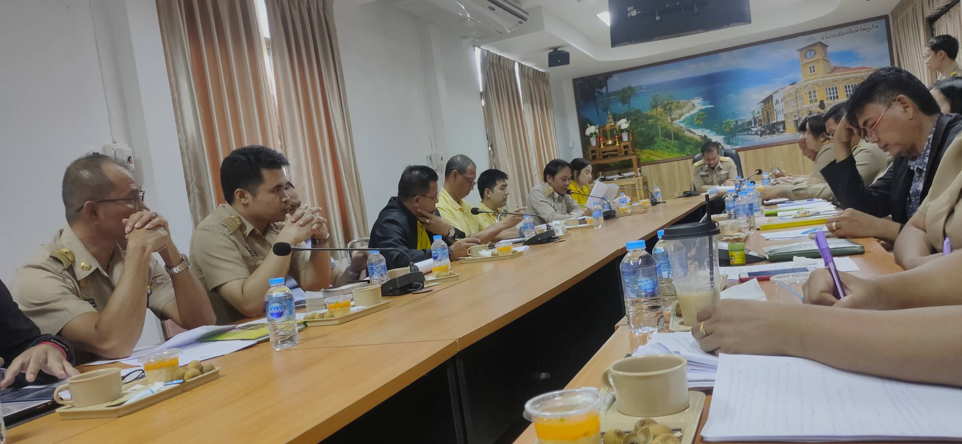 กปภ.สาขาภูเก็ต เข้าร่วมประชุมหัวหน้าส่วนราชการอำเภอเมืองภูเก็ต ครั้งที่ 12/2566 ประจำเดือน ธันวาคม 2566