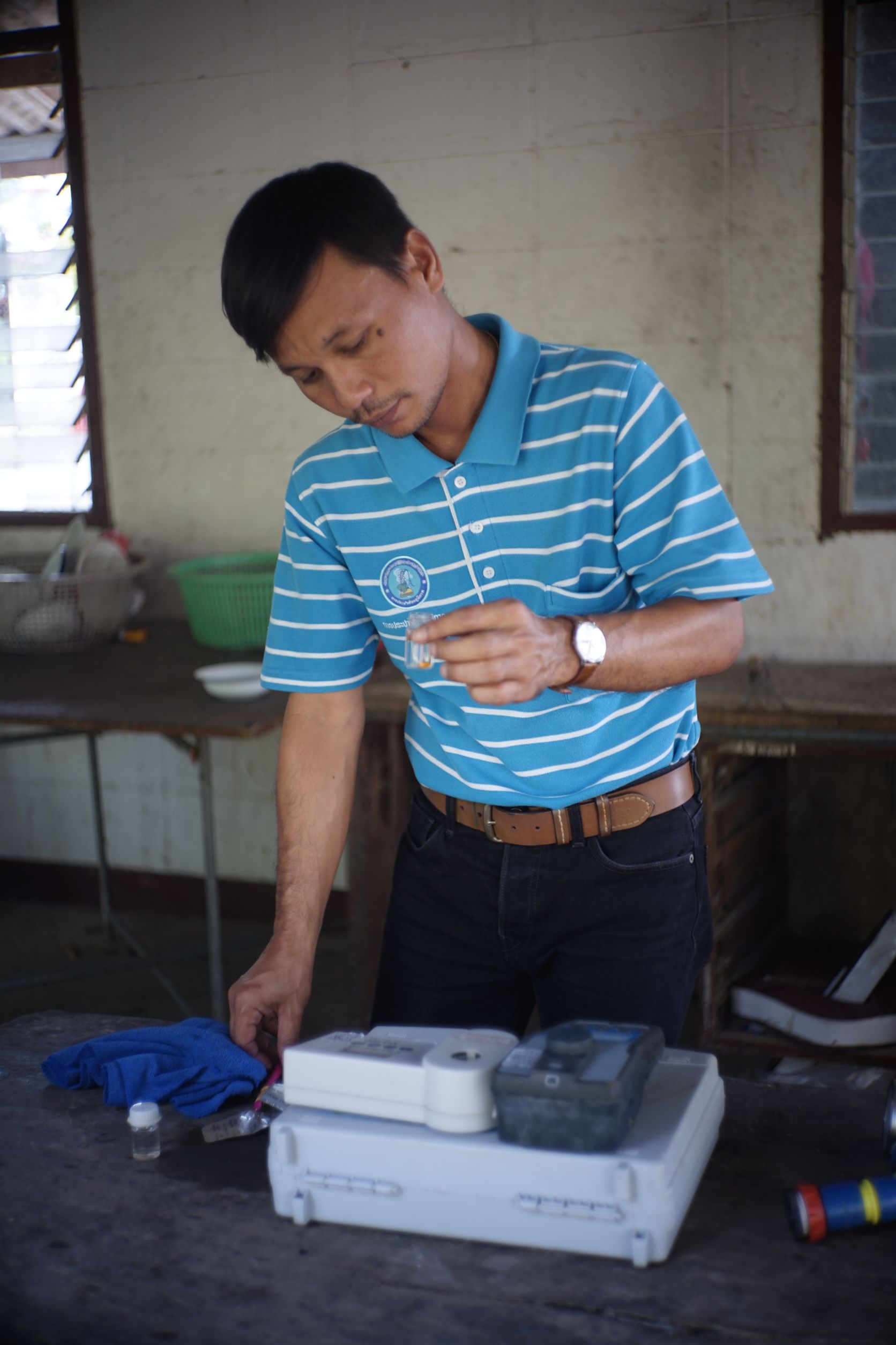 กปภ.สาขาบ้านตาขุน ตรวจสอบคุณภาพน้ำในระบบจ่าย  หน่วยบริการเชี่ยวหลาน ตำบลเขาพัง อำเภอบ้านตาขุน จังหวัดสุราษฎร์ธานี