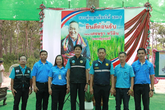 ผอ.กปภ.ข.6 ร่วมต้อนรับนายกรัฐมนตรีลงพื้นที่ อ.สุวรรณภูมิ จ.ร้อยเอ็ด