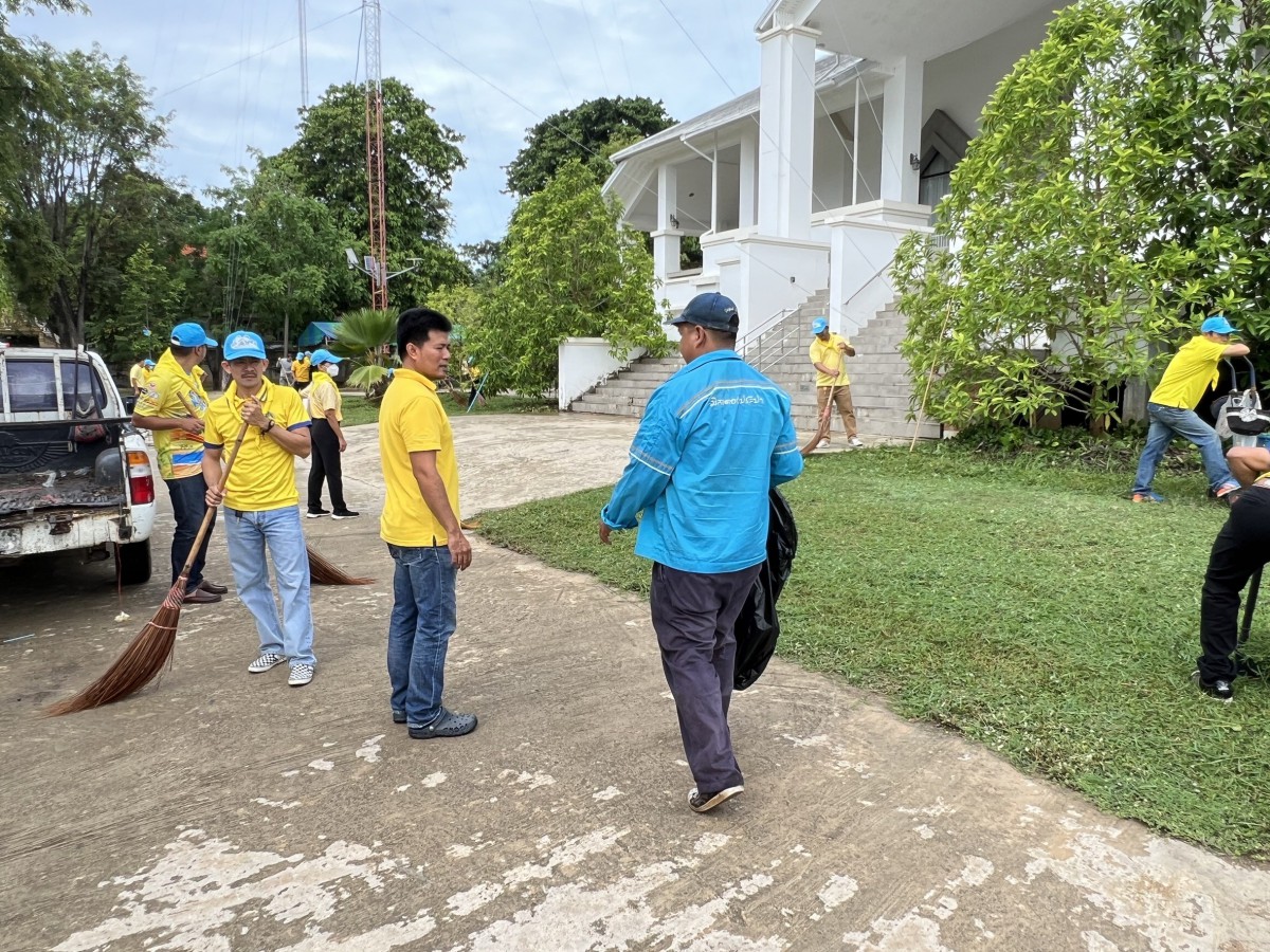 กปภ.สาขากุยบุรีดำเนินโครงการ CSR เข้าร่วมโครงการจิตอาสาปรับปรุงภูมิทัศน์โดยรอบวัดกุยบุรีเพื่อจัดเตรียมสถานที่กิจกรรมหน่วยแพทย์เคลื่อนที่จัดหาอุปกรณ์เครื่องช่วยคนพิการ