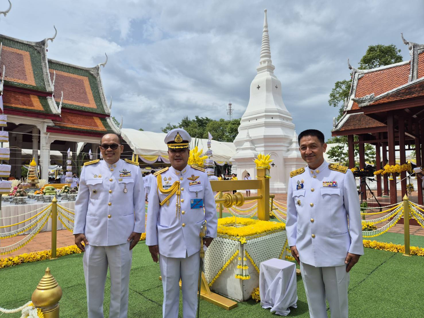 กปภ.สาขาสุราษฎร์ธานี(พ) เข้าร่วมพิธีจัดทำน้ำพระพุทธมนต์ศักดิ์สิทธิ์ และ สนับสนุนน้ำดื่มตราสัญลักษณ์ ให้กับผู้ที่เข้าร่วมงาน