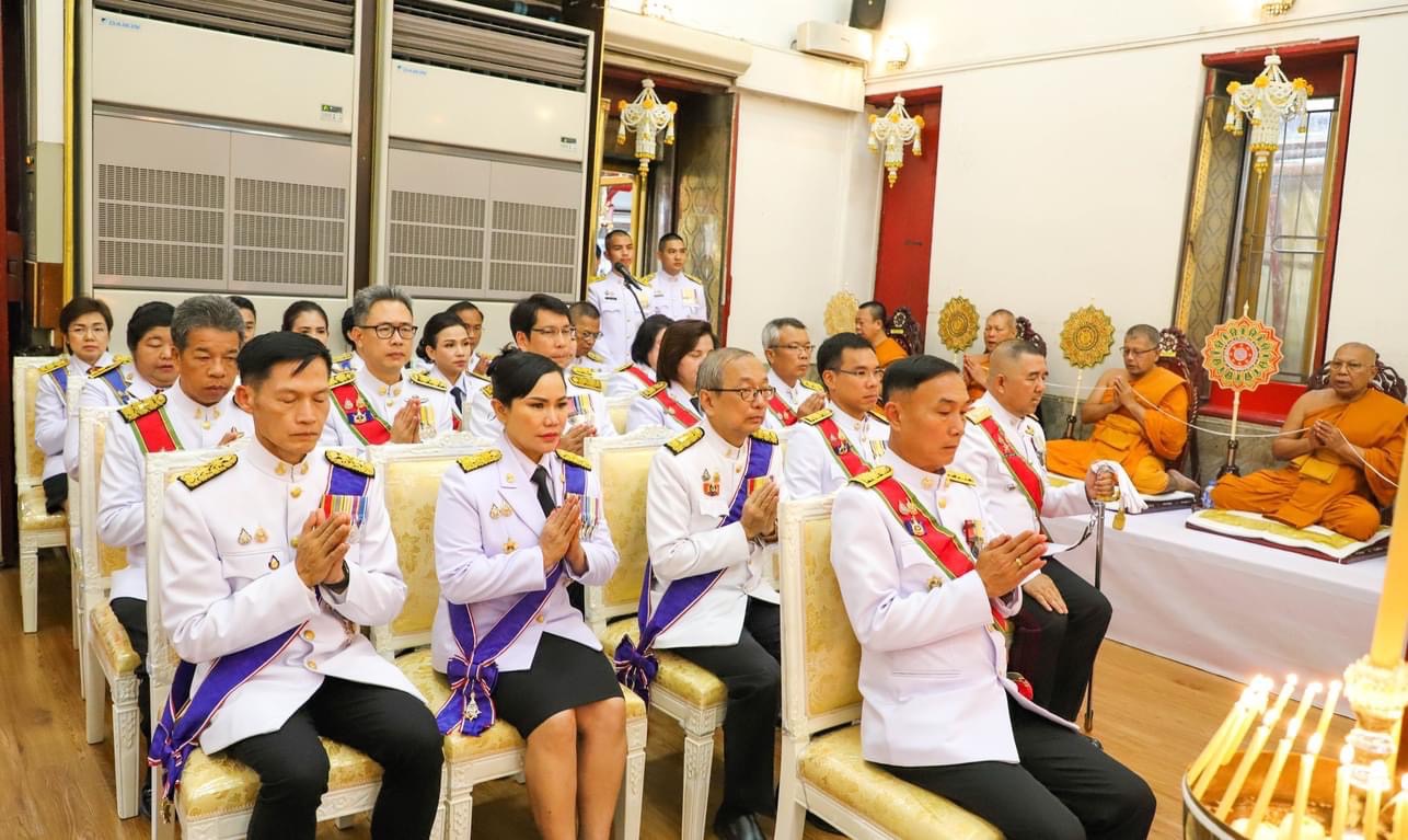 กปภ.สาขาสมุทรสงคราม ร่วมพิธีเสกน้ำพระพุทธมนต์ศักดิ์สิทธิ์ ณ พระอุโบสถวัดเพชรสมุทรวรวิหารพระอารามหลวง