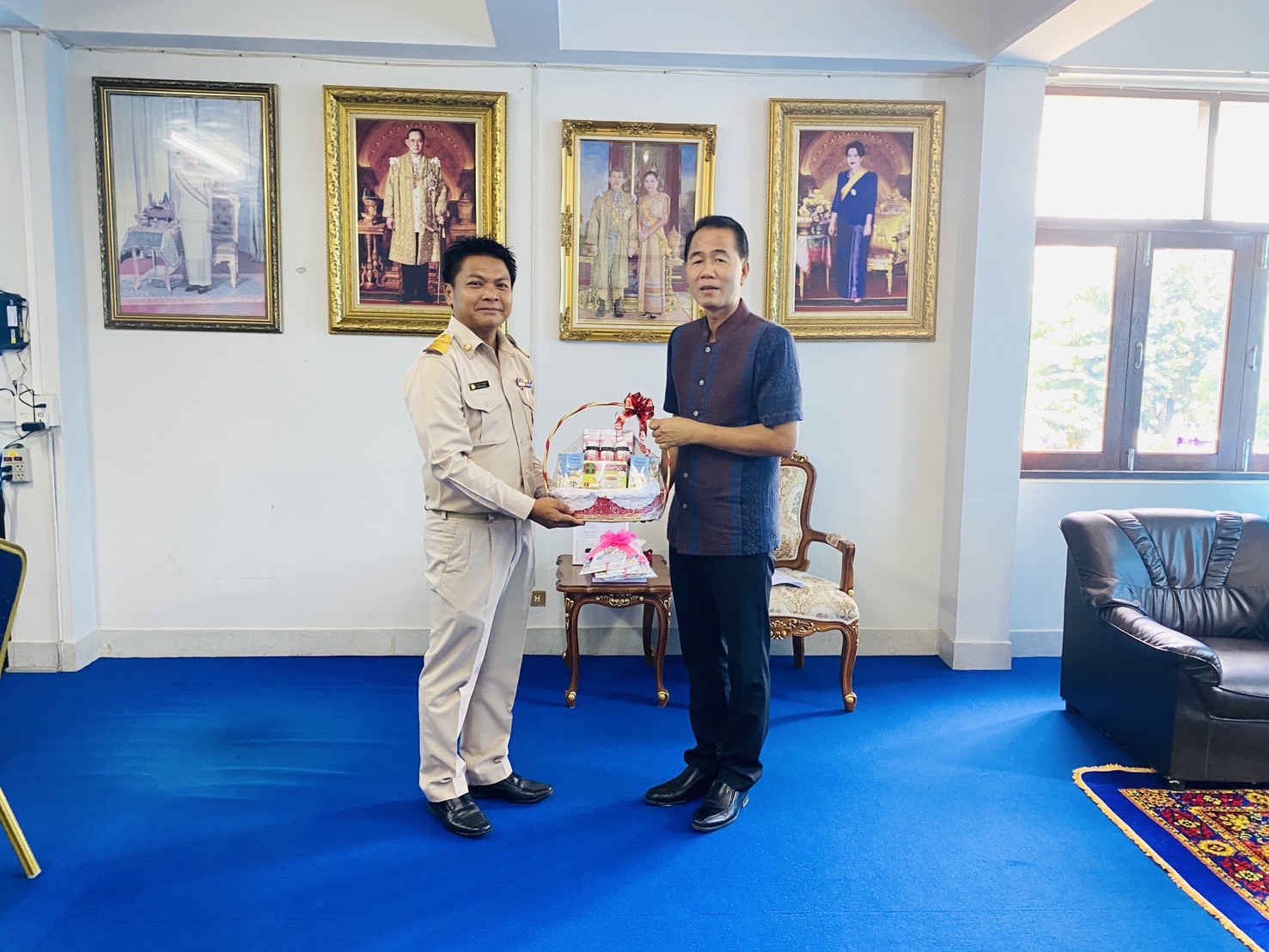 ผู้จัดการการประปาส่วนภูมิภาคสาขาบางสะพาน เข้าพบสวัสดีและรายงานตัว เนื่องในโอกาสย้ายมาดำรงตำแหน่งใหม่  ณ การประปาส่วนภูมิภาคสาขาบางสะพาน