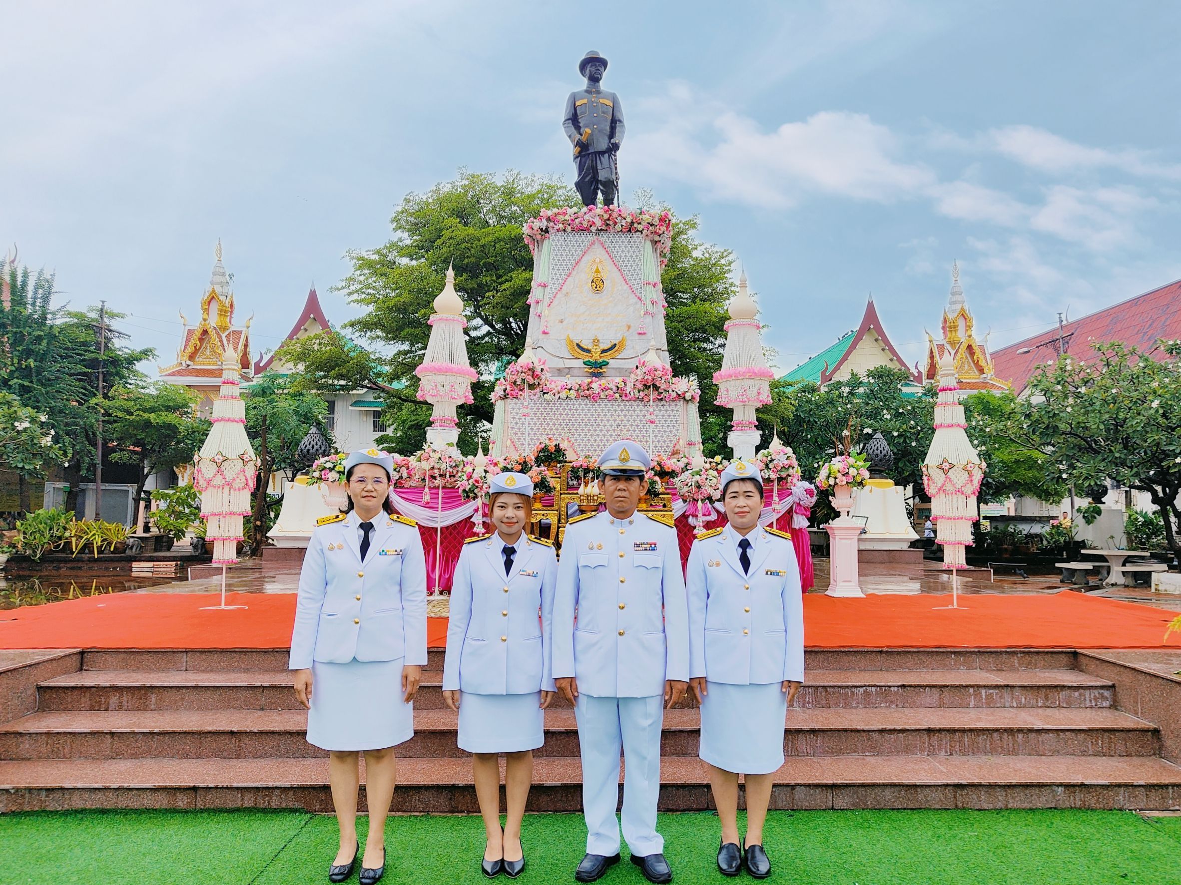 กปภ.สาขาสมุทรสาคร (พ) ร่วมพิธีวางพวงมาลาถวายราชสักการะ พระบรมราชานุสาวรีย์พระบาทสมเด็จพระจุลจอมเกล้าเจ้าอยู่หัว เนื่องในวันปิยมหาราช 23 ตุลาคม 2567