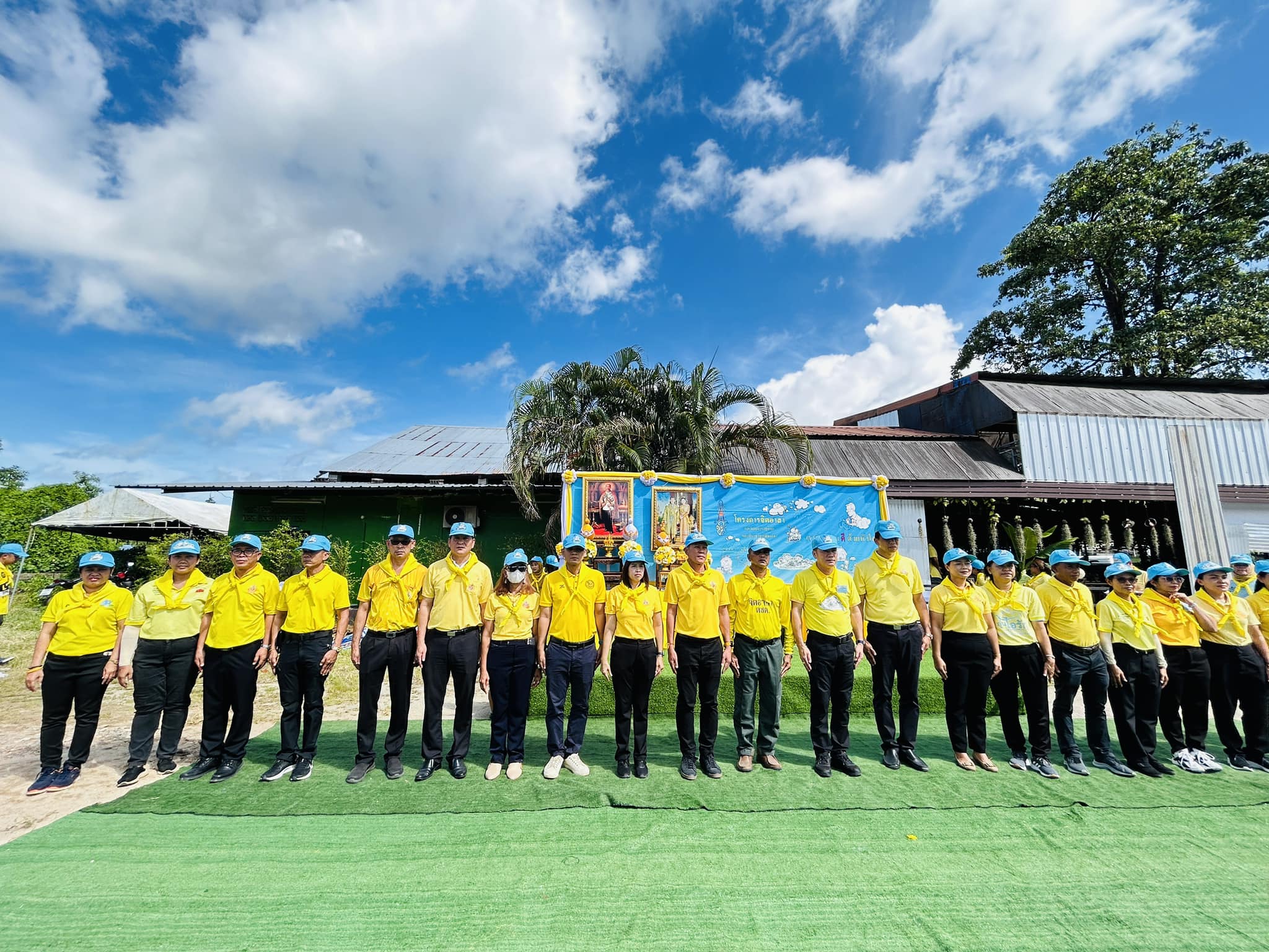 กปภ.สาขาตะกั่วป่า สนับสนุนน้ำดื่มบรรจุขวดตราสัญลักษณ์ กปภ. ให้กับที่ว่าการอำเภอตะกั่วป่า ภายใต้โครงการกปภ.ปันน้ำใจ (PWA Care)