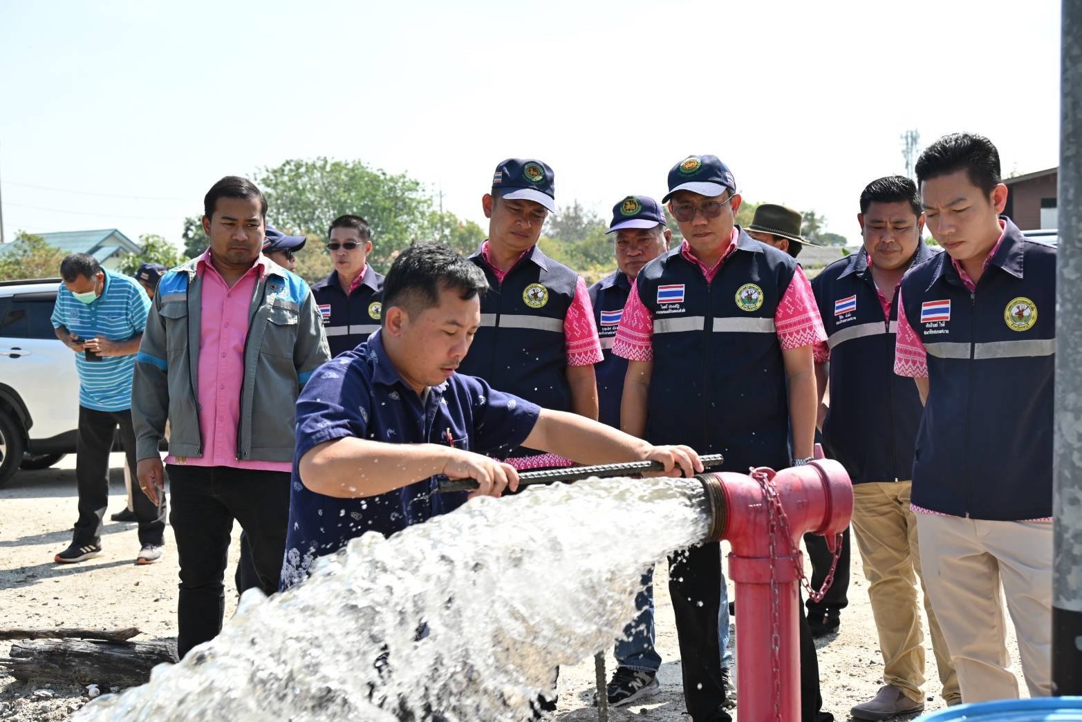 กปภ.สาขาพนัสนิคม ร่วมกับเทศบาลตำบลดอนหัวฬ่อ ตรวจสอบความพร้อมการใช้งานหัวดับเพลิง