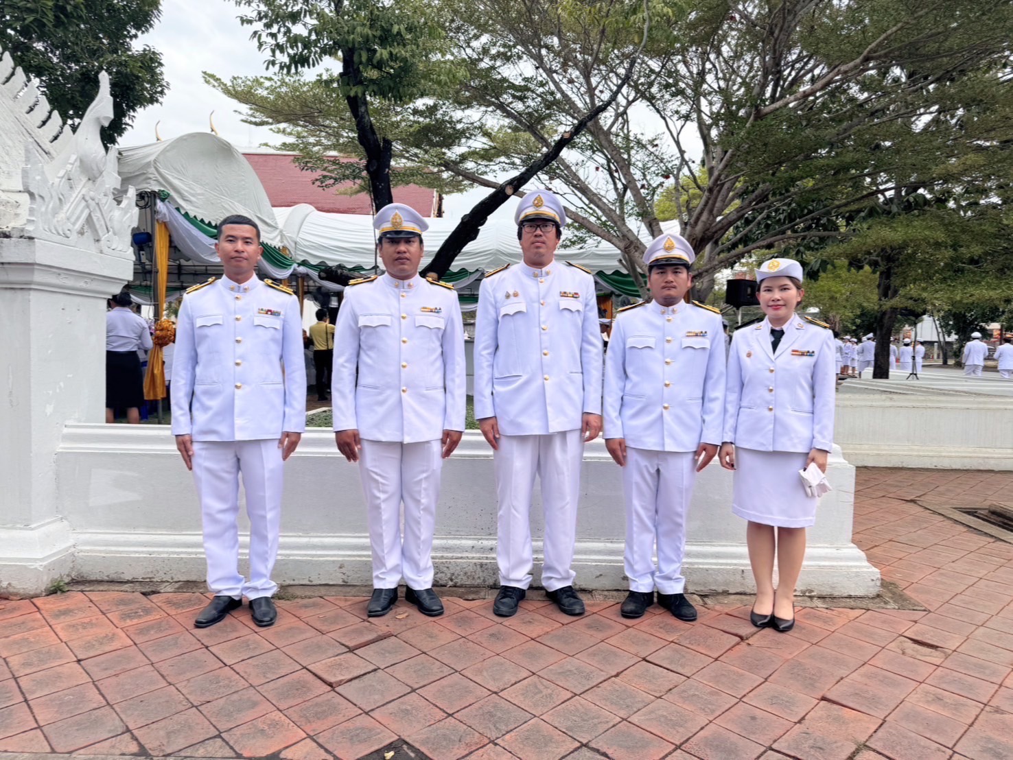 กปภ.สาขาสมุทรสงคราม วางพานพุ่มถวายราชสักการะ พระบาทสมเด็จพระพุทธเลิศหล้านภาลัย (รัชกาลที่ 2)