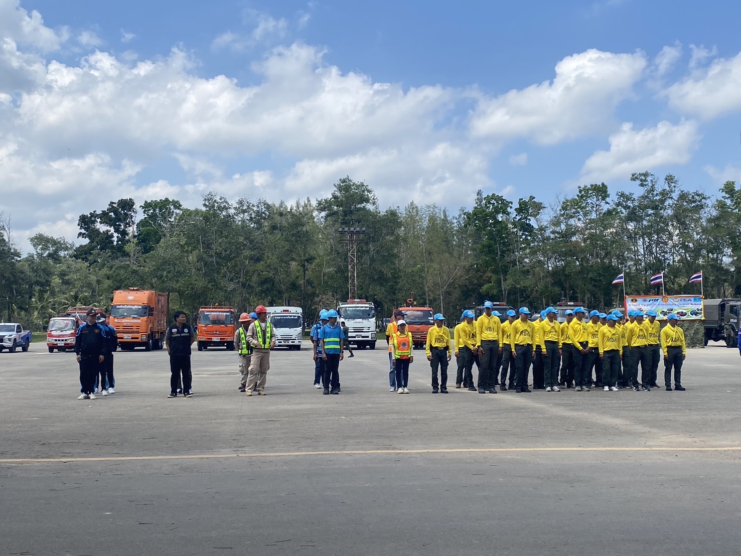 การประปาส่วนภูมิภาคสาขาชุมพร ร่วมพิธีเปิดโครงการ "ราษฎร์ รัฐ ร่วมใจช่วยภัยแล้ง" ประจำปี 2568 ณ ลานพื้นที่แข็งหน้าศาลาเขตอุดมศักดิ์ ตำบลวังใหม่ อำเภอเมืองชุมพร จังหวัดชุมพร