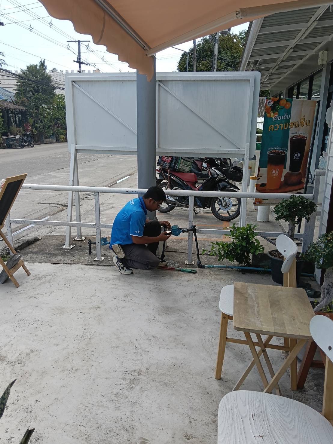 กปภ.สาขาเกาะพะงัน ลงพื้นที่ตรวจวัดแรงดันน้ำ ในพื้นที่ MM03 บริเวณบ้านหินสองก้อน ม.1 ต.บ้านใต้ อ.เกาะพะงัน จ.สุราษฎร์ธานี