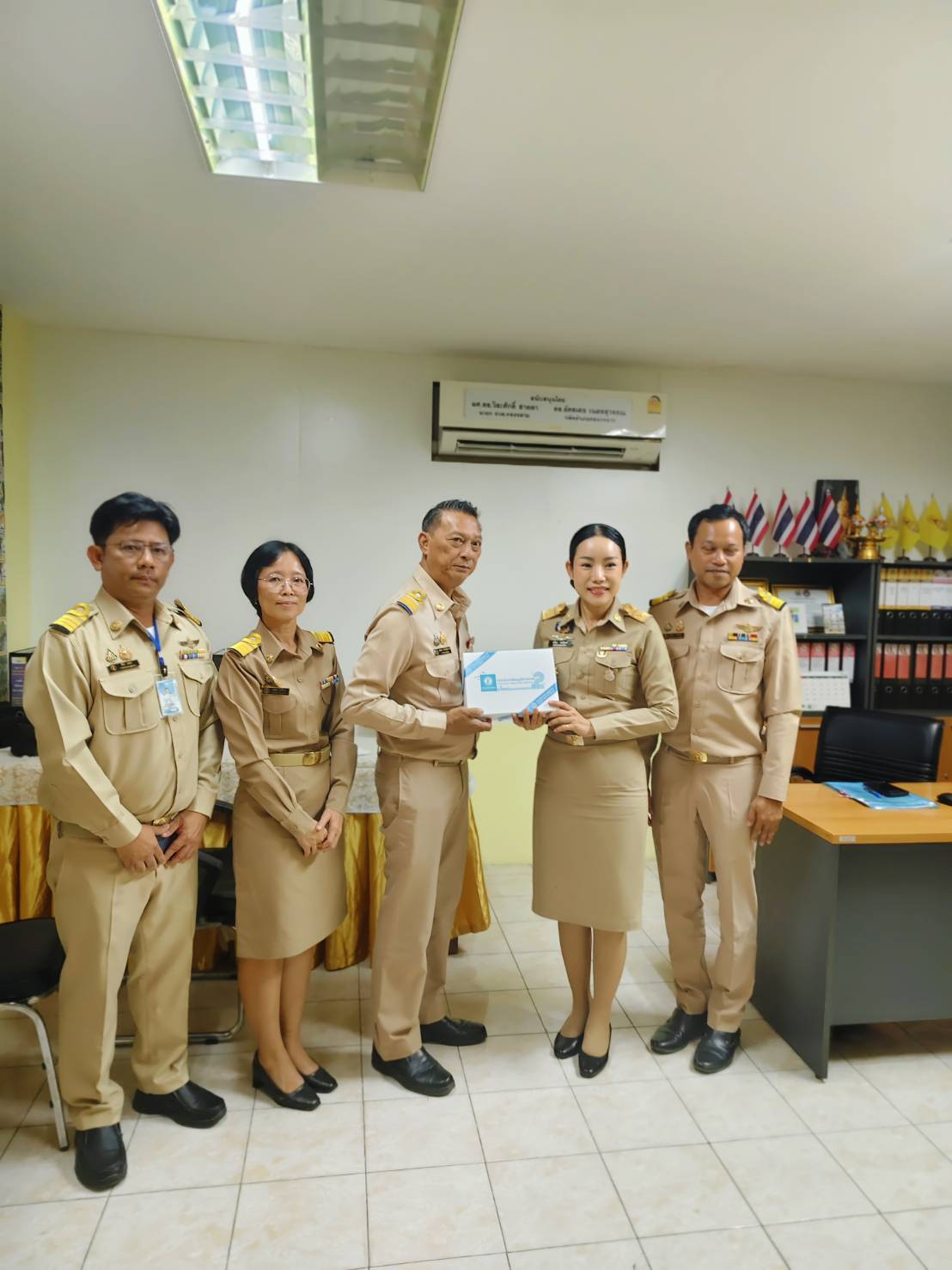 กปภ.สาขาคลองหลวง นำทีมผู้บริหาร เข้าพบและแนะนำตัวต่อนายอำเภอคลองหลวง