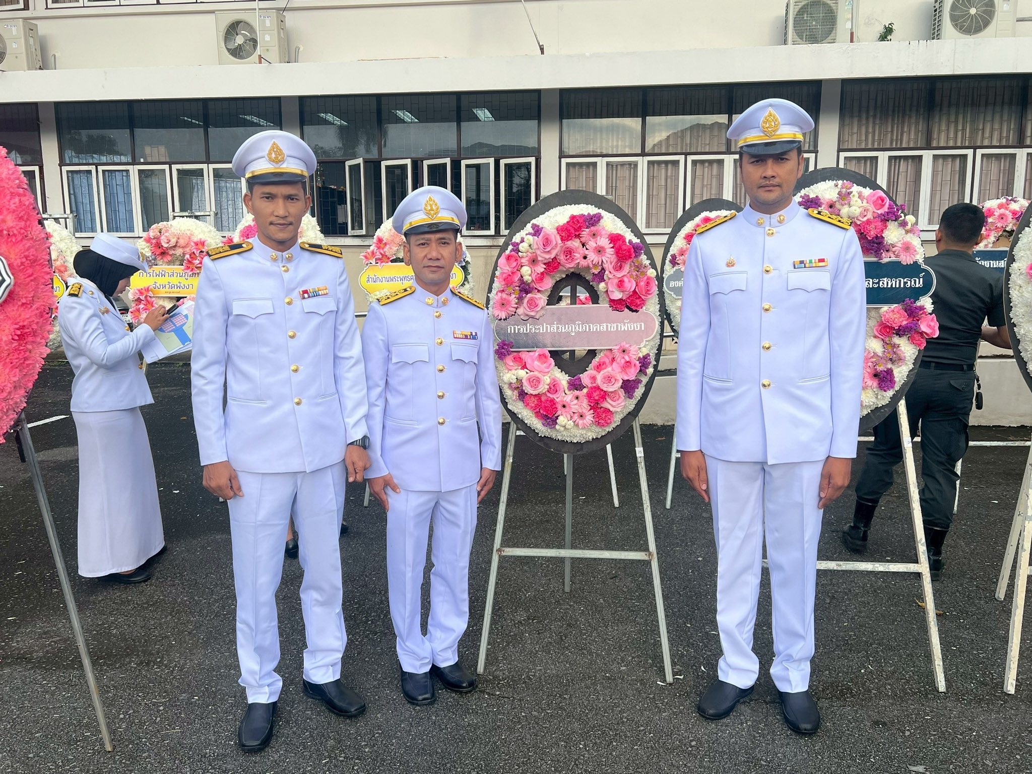 กปภ.สาขาพังงา ร่วมพิธีวางพวงมาลาถวายราชสักการะ เนื่องในวันปิยมหาราช ประจำปี 2568