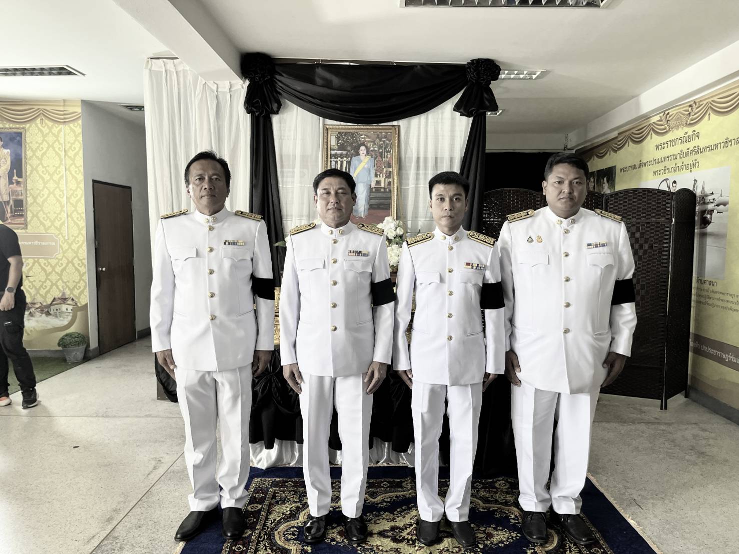 กปภ.สาขาปราณบุรี เข้าร่วมพิธีถวายน้ำสรงพระบรมศพเบื้องหน้าพระฉายาลักษณ์   สมเด็จพระนางเจ้าสิริกิติ์ พระบรมราชินีนาถ พระบรมราชชนนีพันปีหลวง