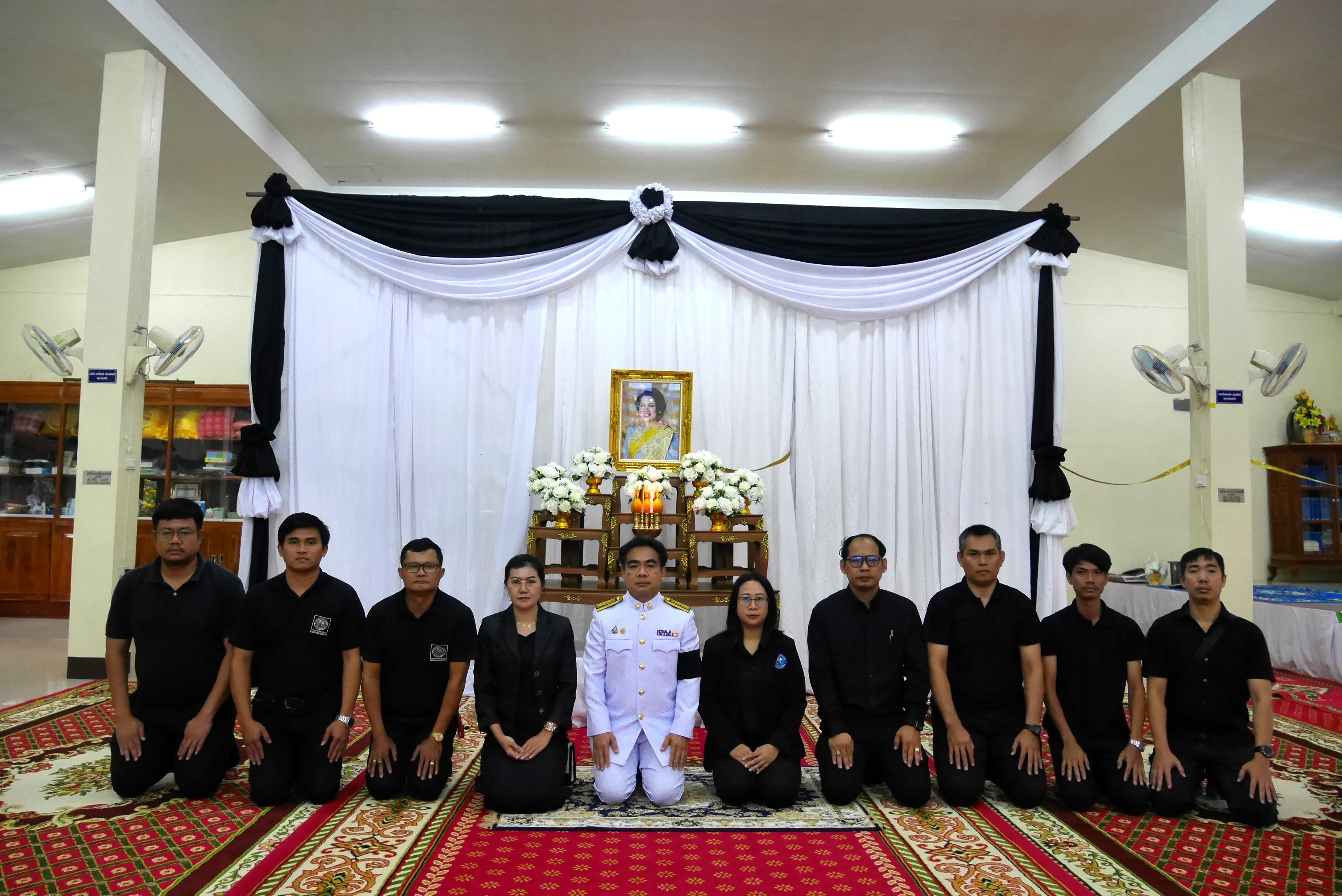 กปภ.สาขาปักธงชัย ร่วมพิธีบำเพ็ญกุศลสวดพระพุทธมนต์สมเด็จพระนางเจ้าสิริกิติ์ พระบรมราชินีนาถ พระบรมราชชนนีพันปีหลวง