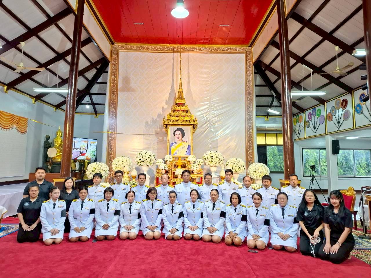 กปภ.สาขาธัญบุรี และ กปภ.สาขารังสิต(พ) ร่วมเป็นเจ้าภาพพร้อมมอบน้ำดื่มตราสัญลักษณ์ กปภ. ในพิธีบำเพ็ญกุศลสวดพระอภิธรรม ถวายเป็นพระราชกุศลสมเด็จพระนางเจ้าสิริกิติ์ พระบรมราชินีนาถ พระบรมราชชนนีพันปีหลวง