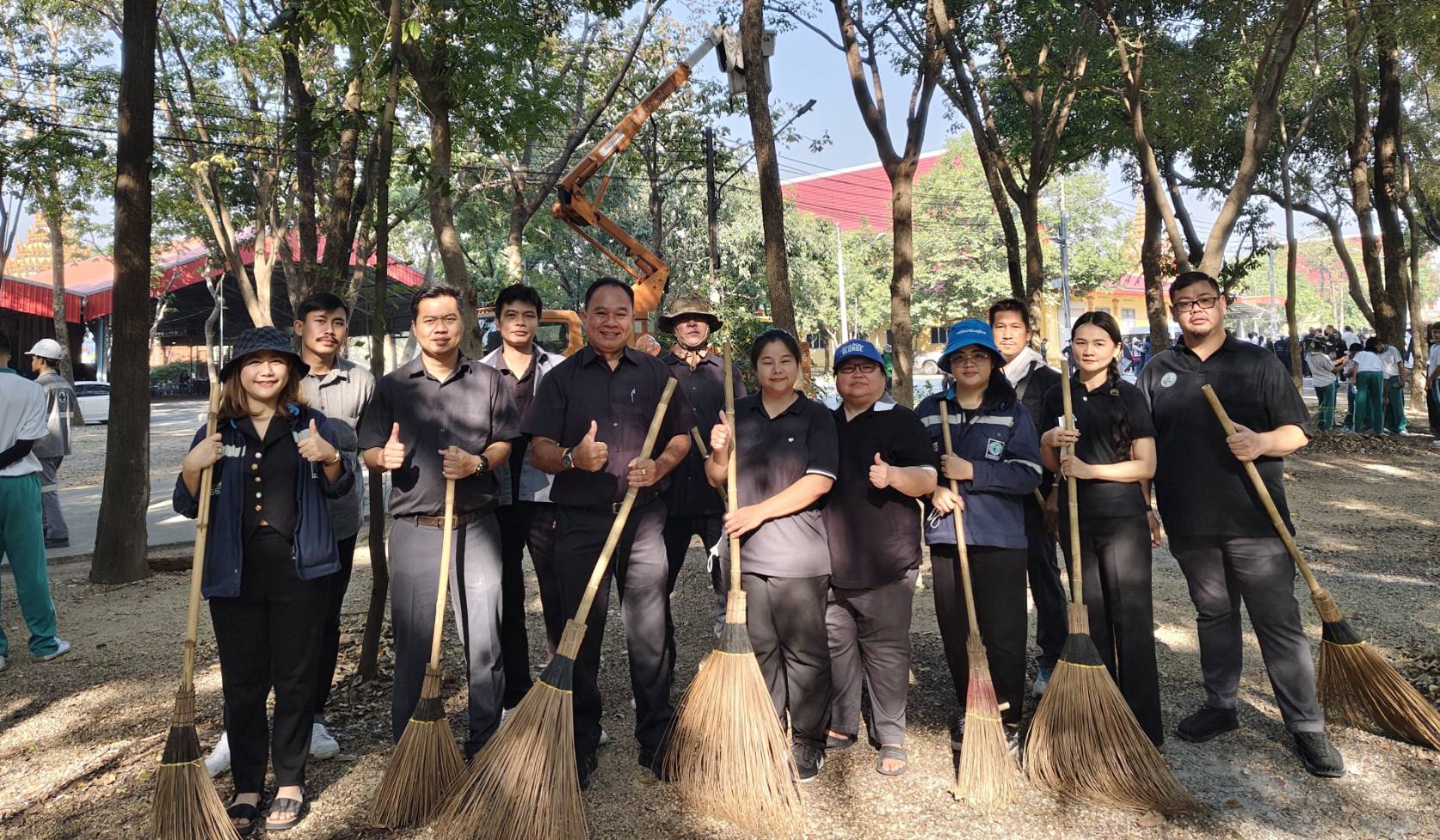 การประปาส่วนภูมิภาคสาขาแหลมฉบัง ร่วมกับ เทศบาลนครแหลมฉบัง ดำเนินกิจกรรมรวมพลังสร้างสัปปายะสู่วัด (Big Cleaning Day)