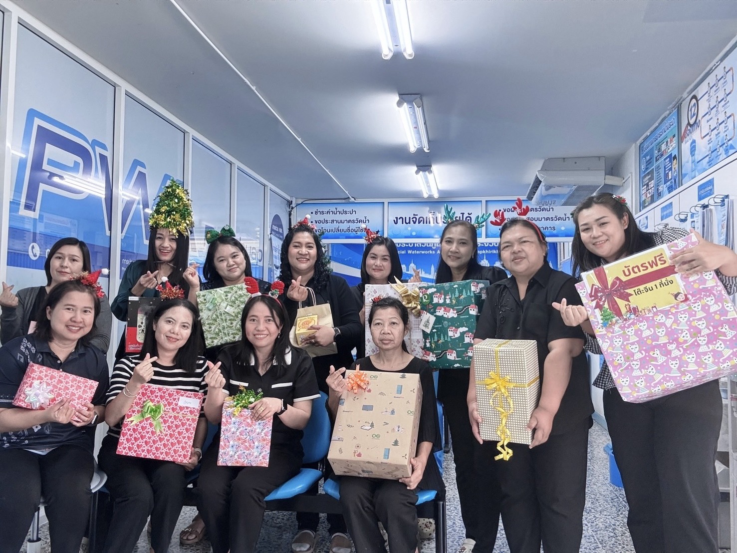 การประปาส่วนภูมิภาคสาขาประจวบคีรีขันธ์ จัดกิจกรรมมอบของที่ระลึก เนื่องในวันคริสต์มาส 25 ธันวาคม 2568