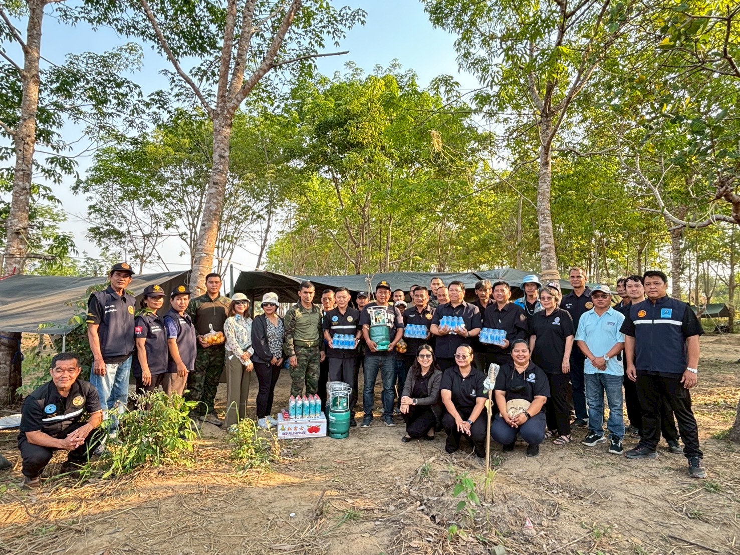 กปภ.สาขาตราด และ กปภ.สาขาคลองใหญ่ ร่วมกับ อำเภอเมืองตราด ส่งมอบกำลังใจสู่ชายแดน